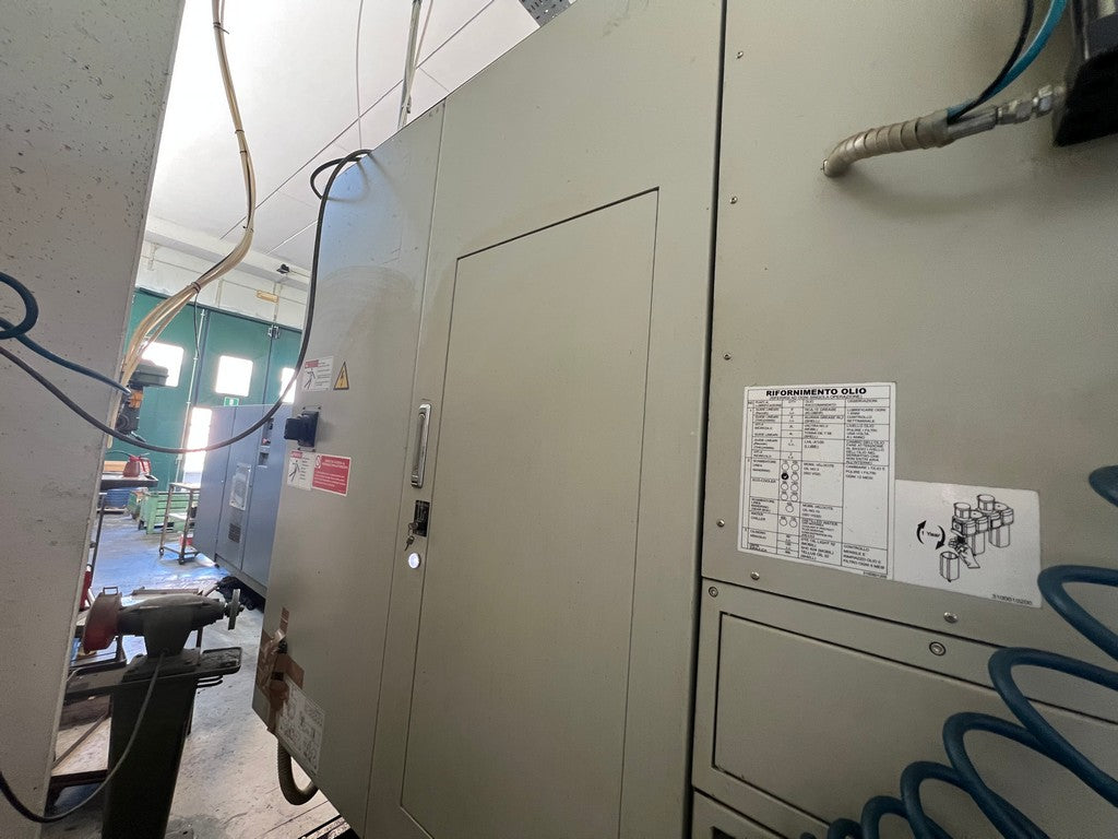 Centro di lavoro verticale 4 assi QUASER MV 184 C usato