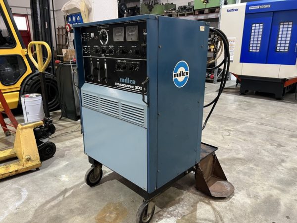 Saldatrice combinata ca cc MILLER Syncrowave 300 usata