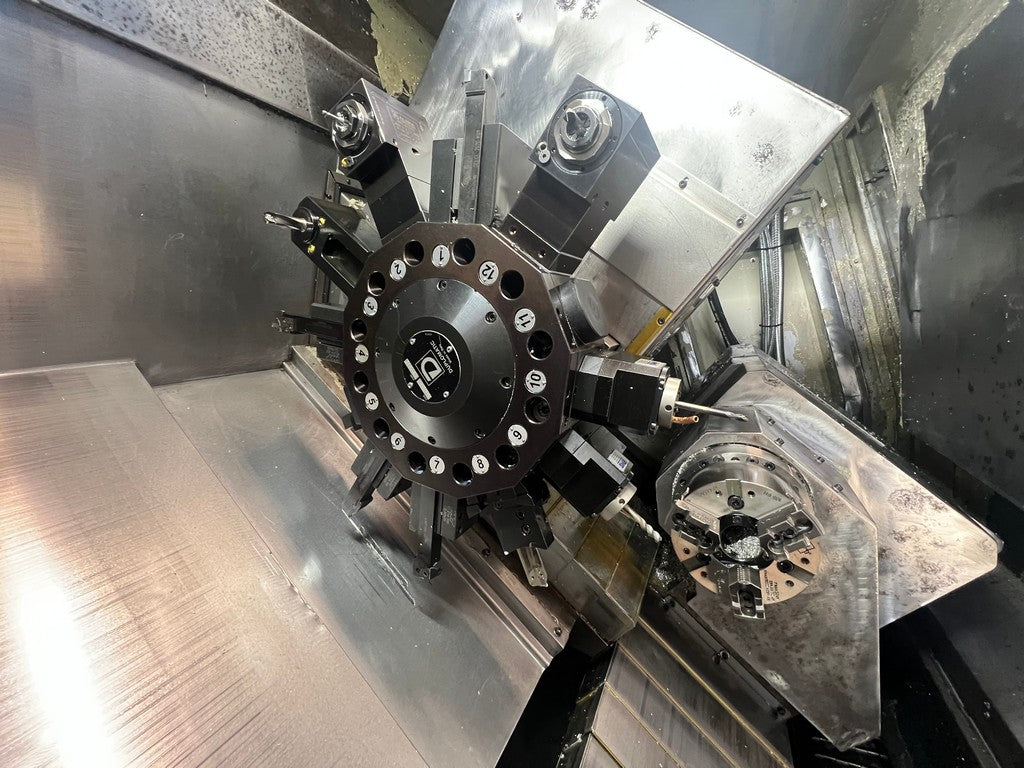 Tornio cnc motorizzato contromandrino AVM ANGELINI OSCAR usato