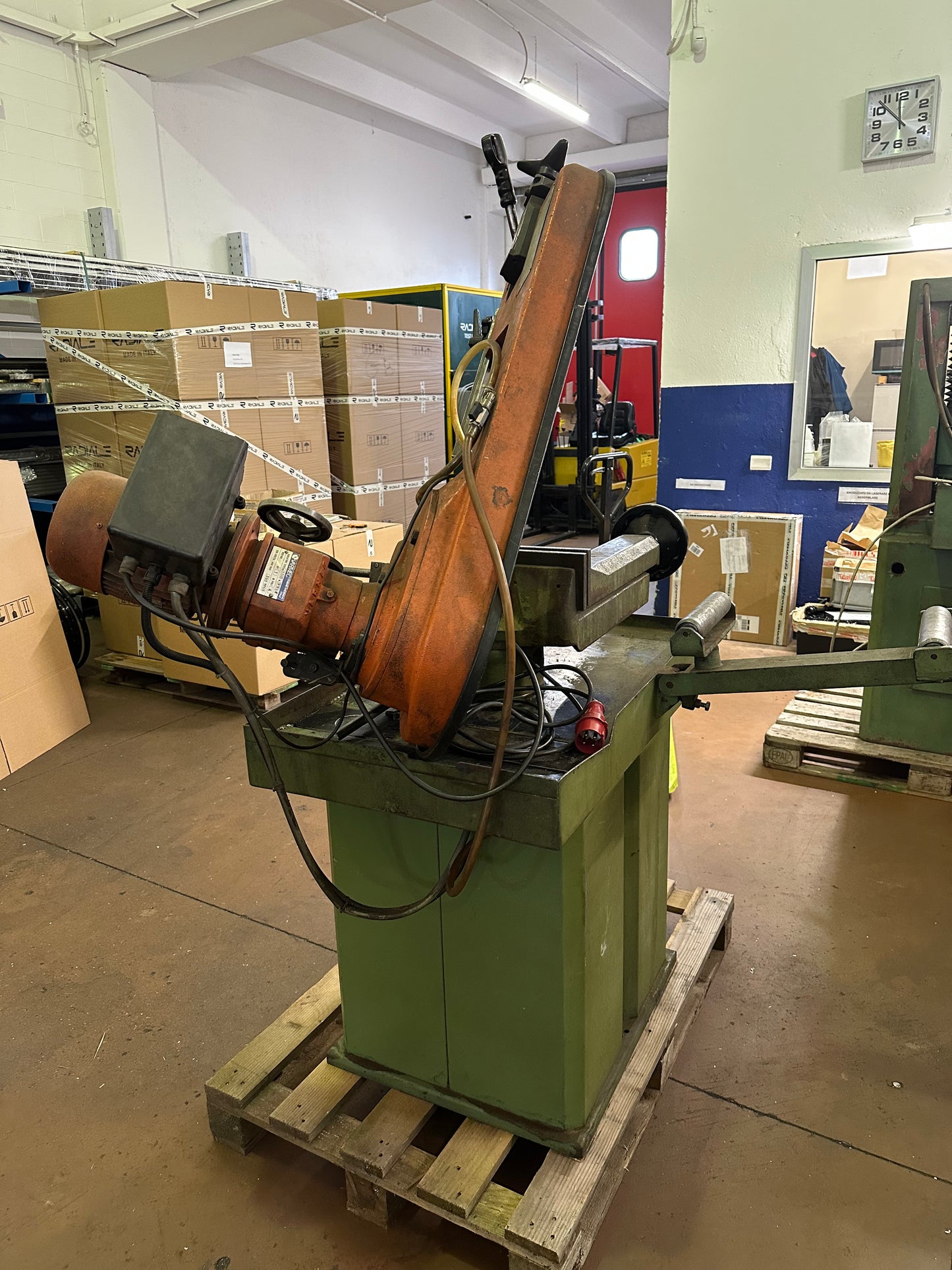 Segatrice a nastro FMB – 380V usata il Metalmeccanico Di M
