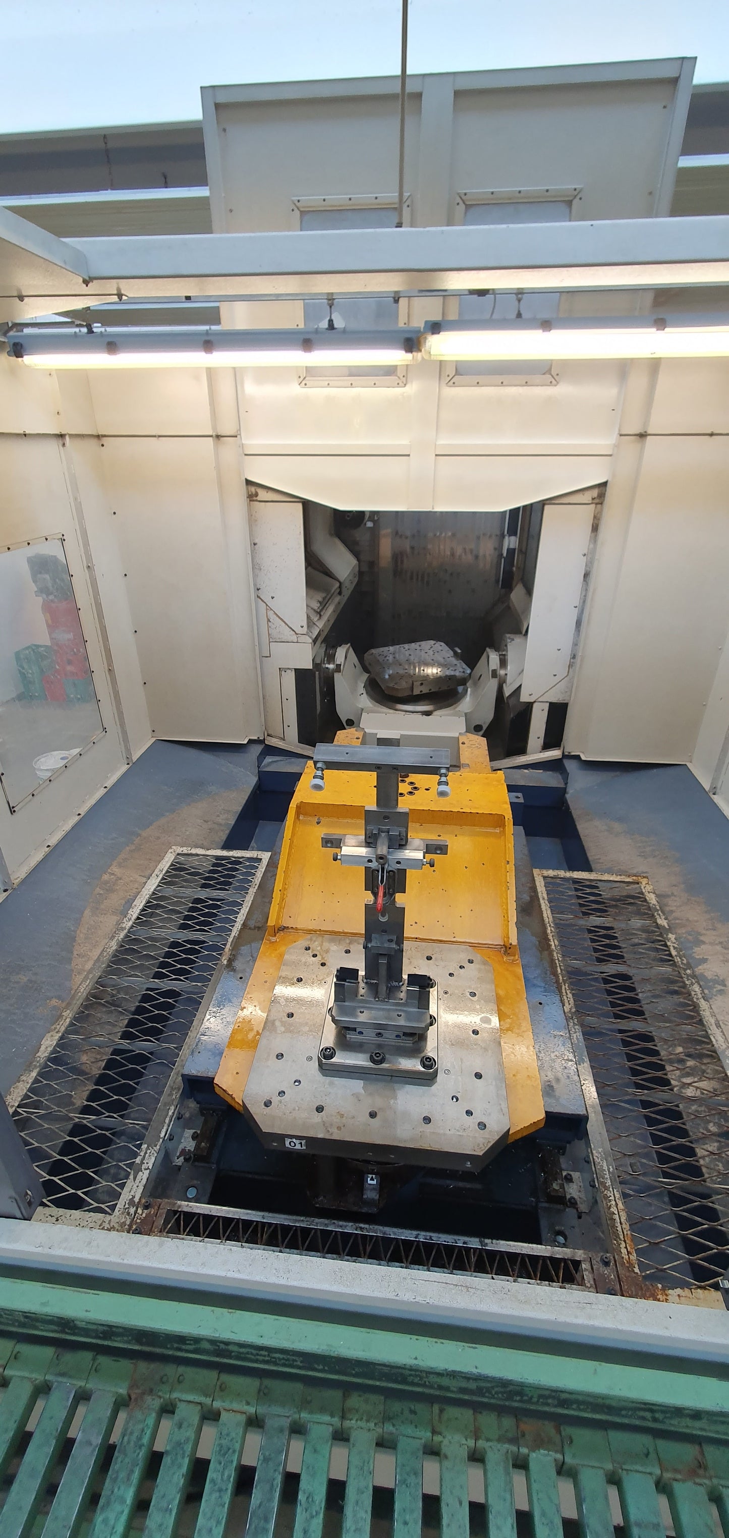 Centro di lavoro orizzontale 5 assi MORI SEIKI SH8000/5AX – Usato il Metalmeccanico Di M