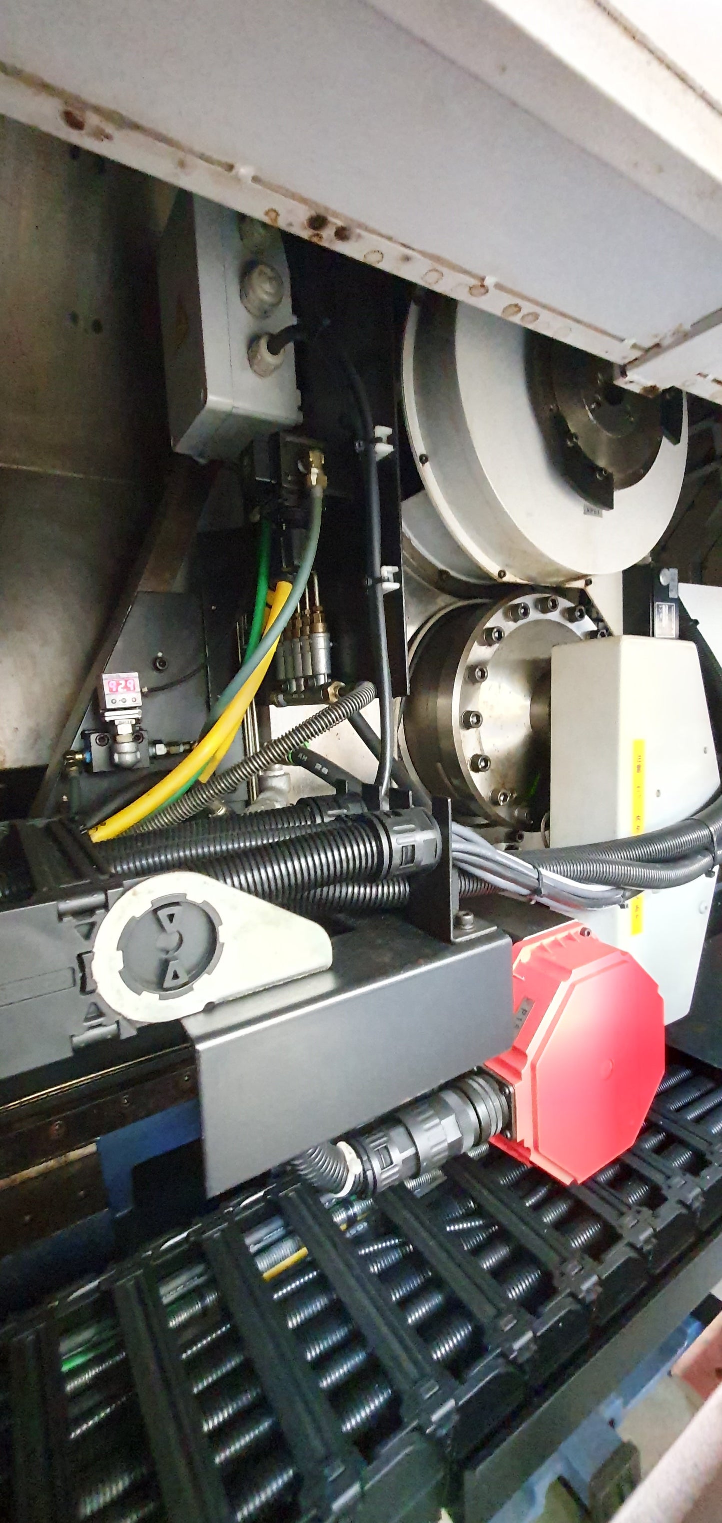 Centro di lavoro orizzontale 5 assi MORI SEIKI SH8000/5AX – Usato il Metalmeccanico Di M