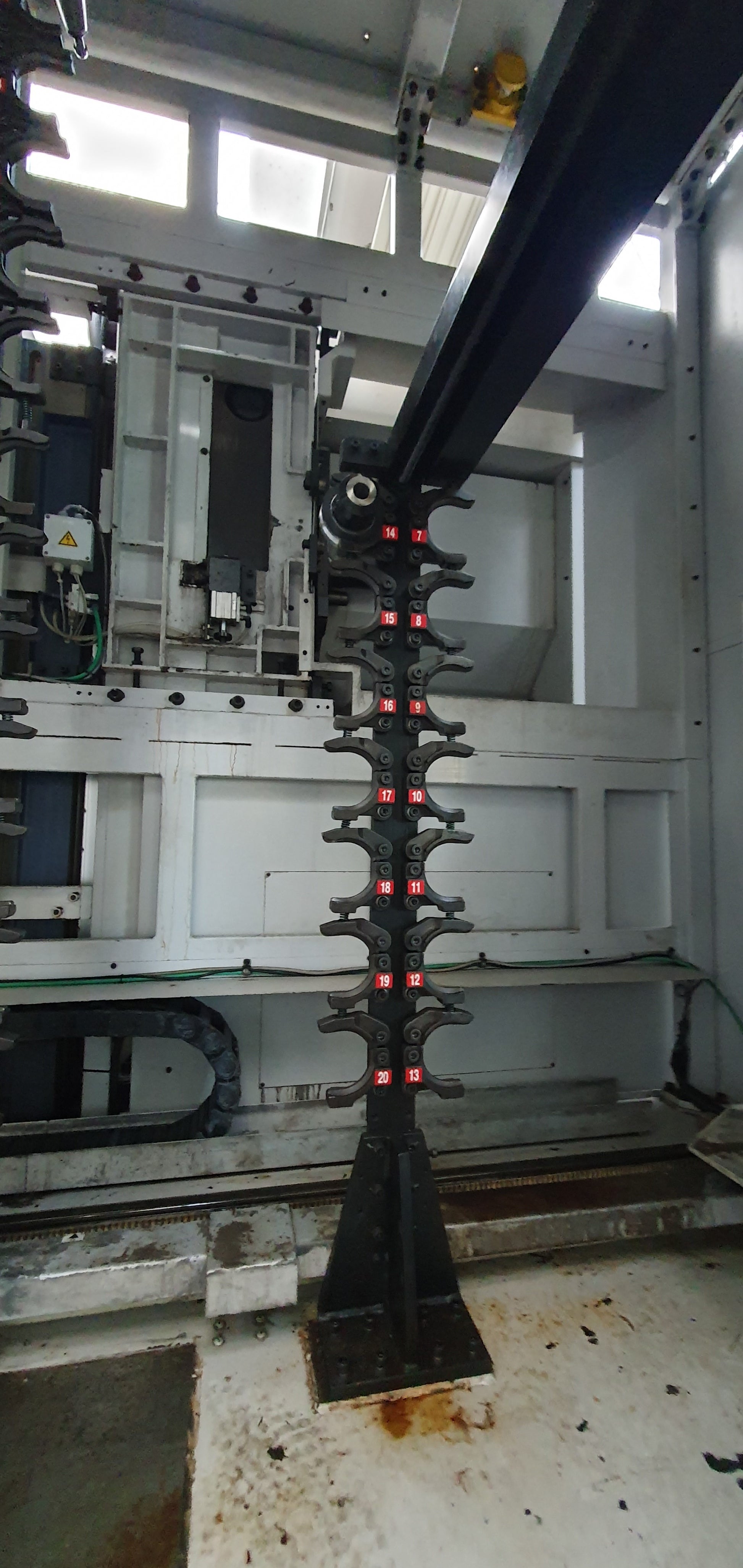 Centro di lavoro orizzontale 5 assi MORI SEIKI SH8000/5AX – Usato il Metalmeccanico Di M