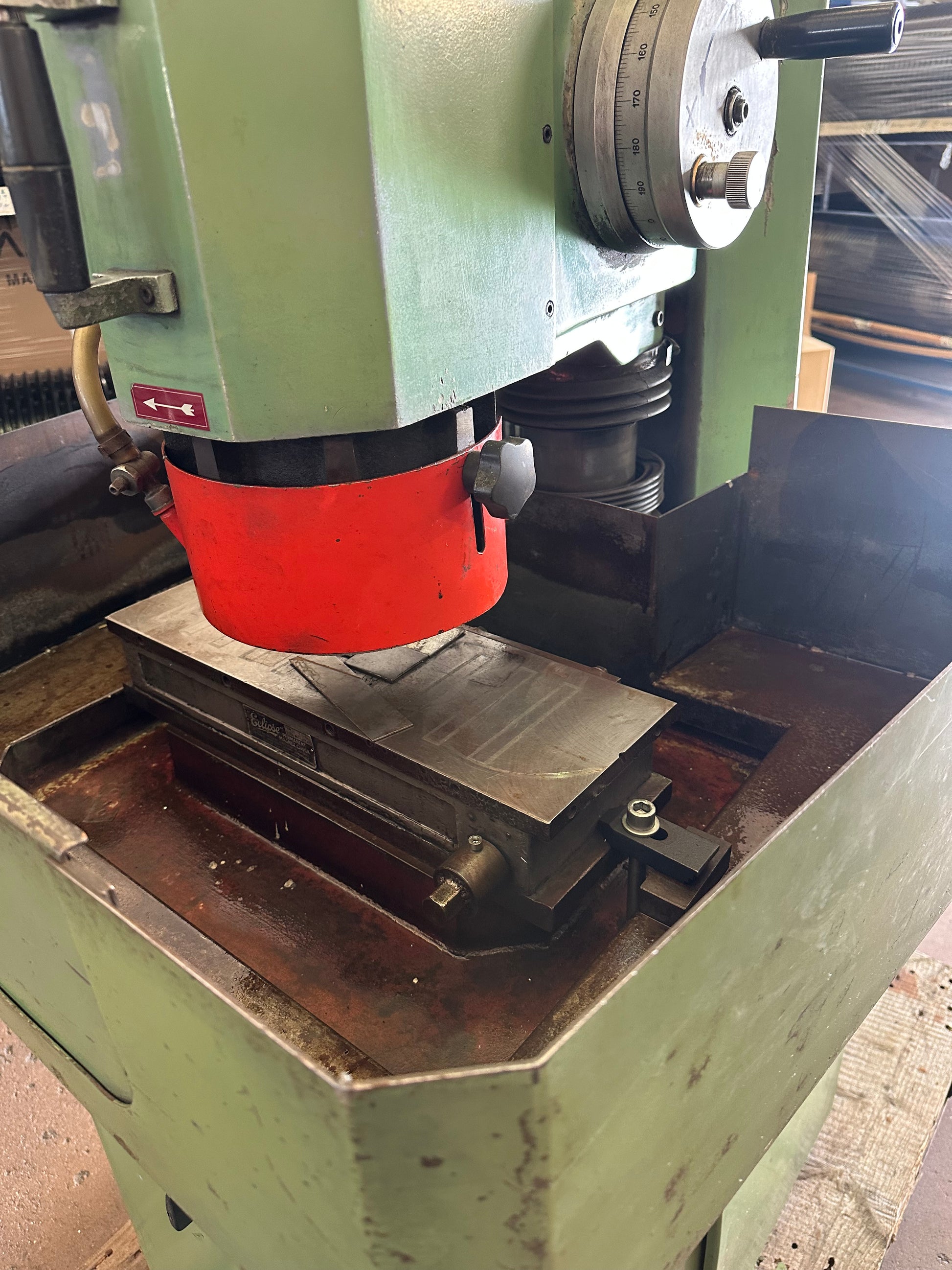 Lapidello LTF – rettifica a mano con piano magnetico – usato il Metalmeccanico Di M