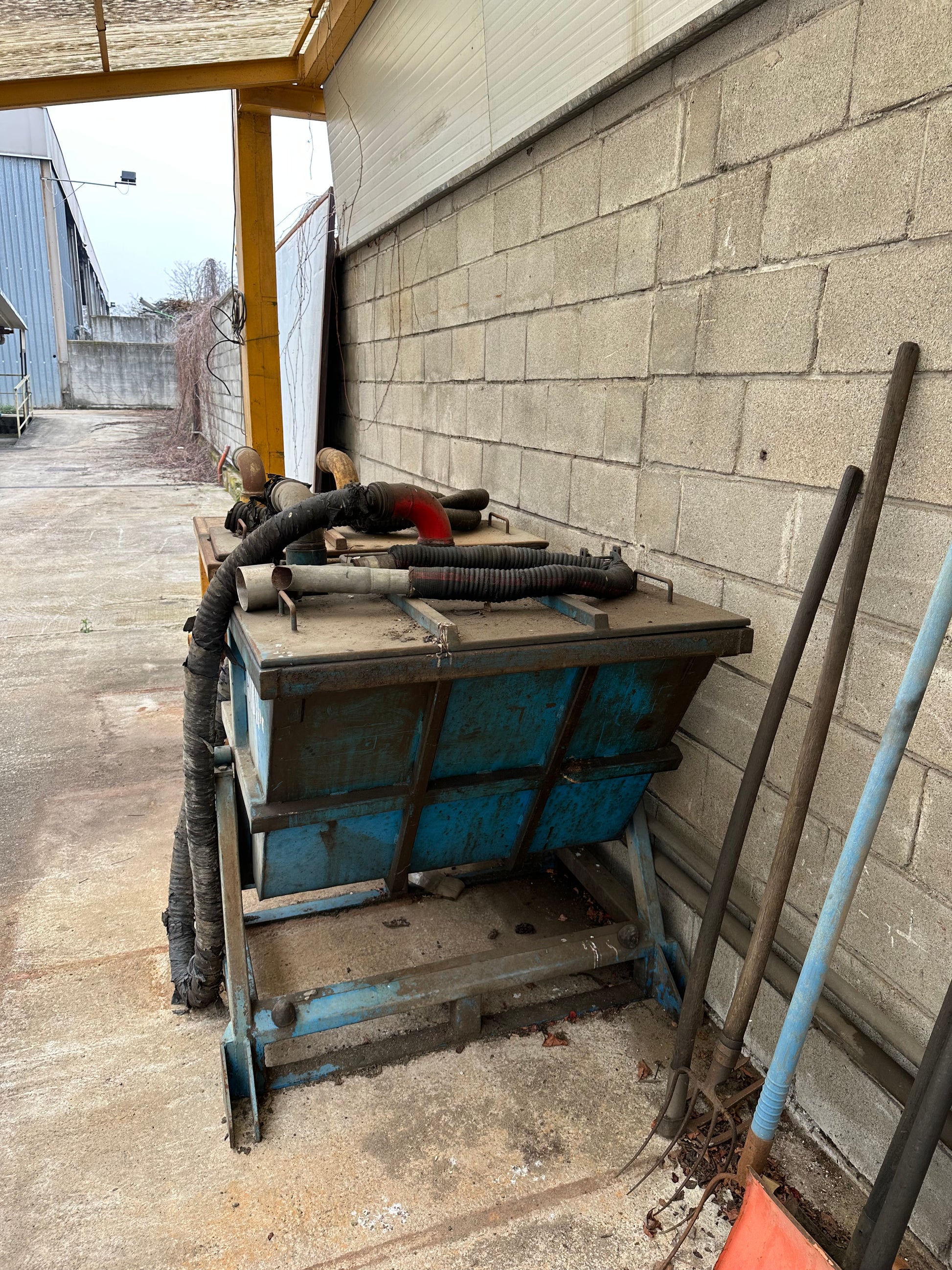 Aspiratori industriali SIBILIA per recupero liquidi da macchine utensili il Metalmeccanico Di M