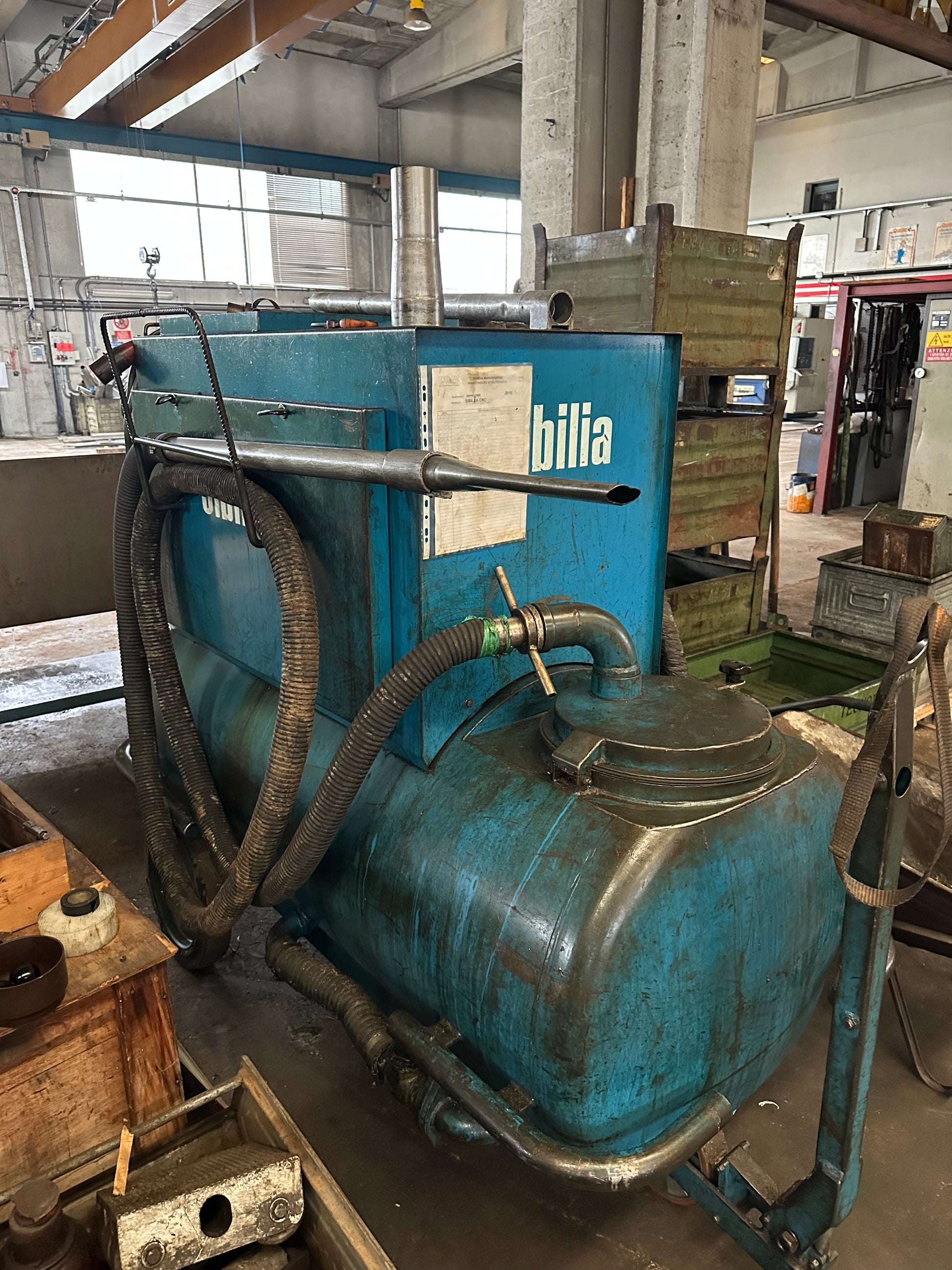 Aspiratori industriali SIBILIA per recupero liquidi da macchine utensili il Metalmeccanico Di M