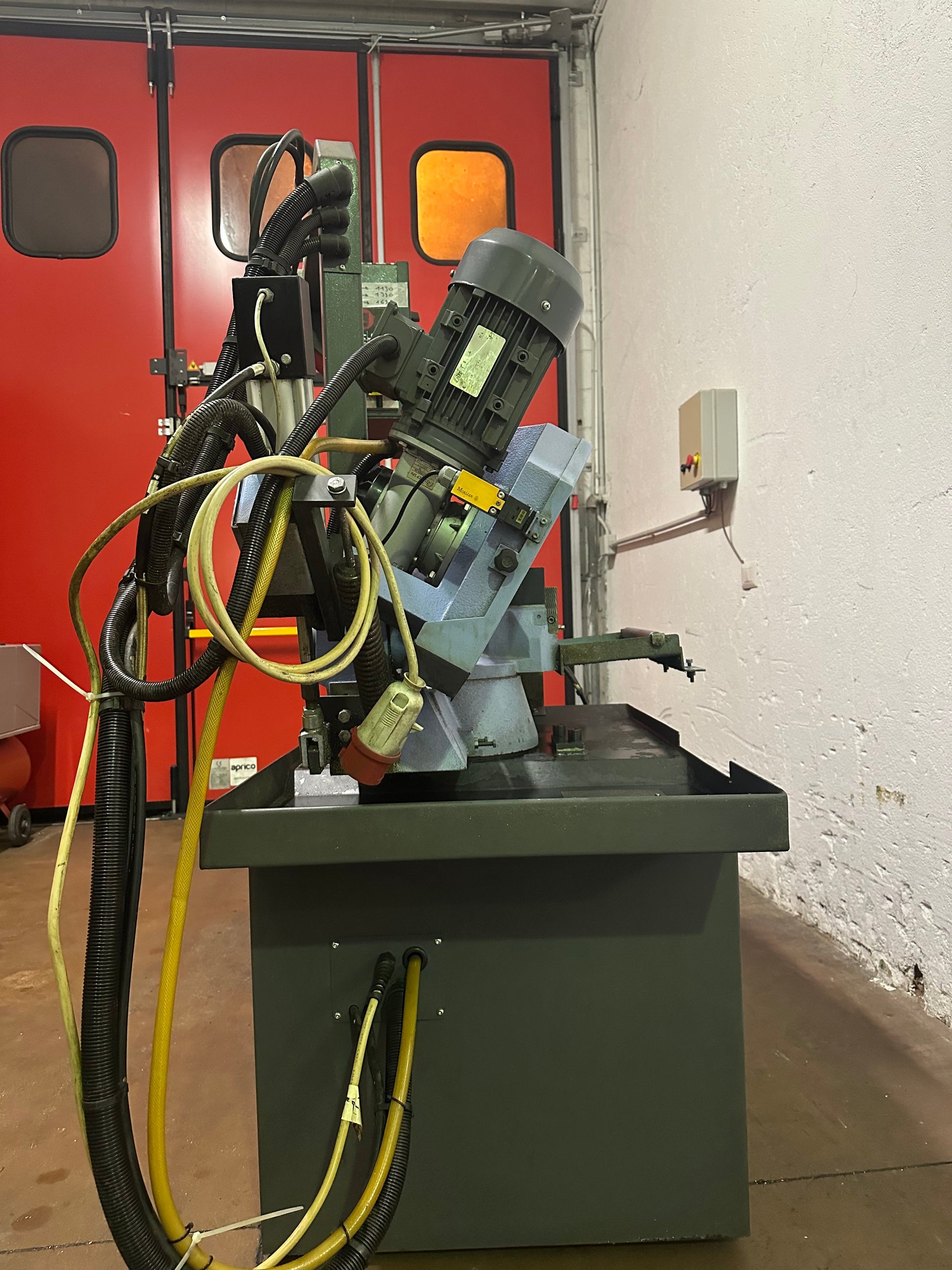Segatrice a nastro MEP SHARK 281 SXl evo usata il Metalmeccanico Di M