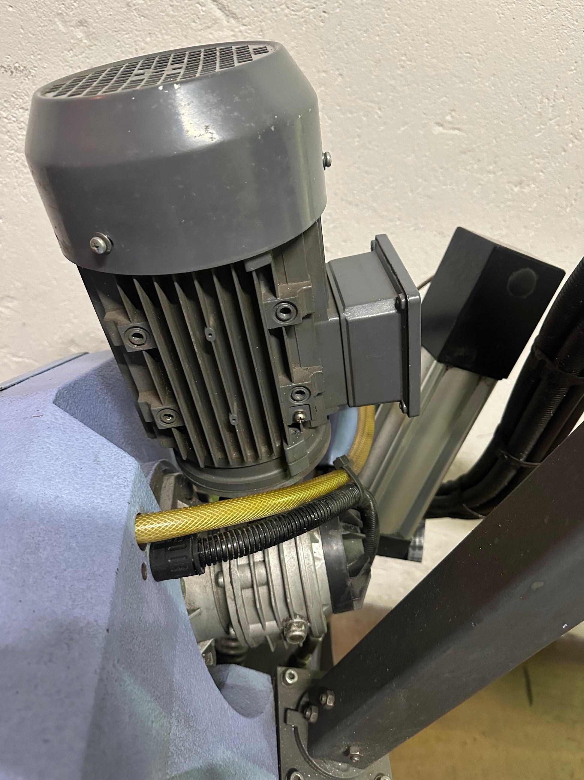 Segatrice a nastro MEP SHARK 281 SXl evo usata il Metalmeccanico Di M