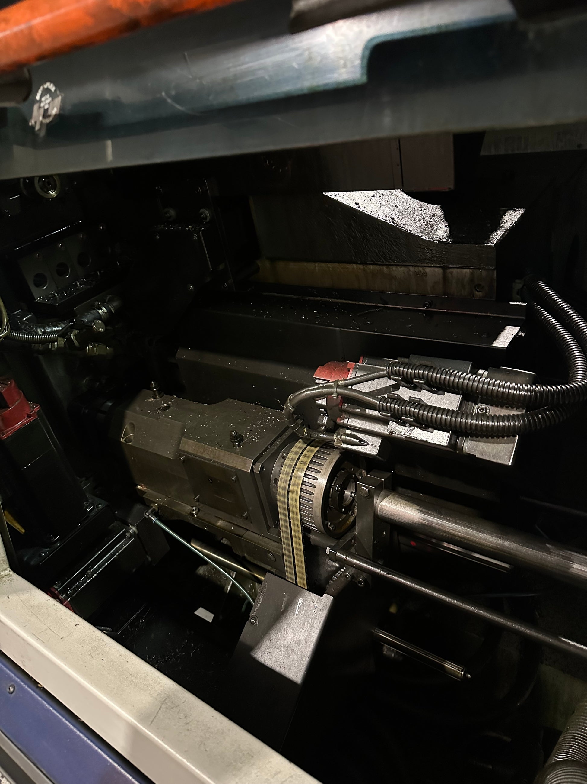 Tornio automatico TORNOS BECHLER DECO 2000/26 usato con caricatore FMB Robobar il Metalmeccanico Di M