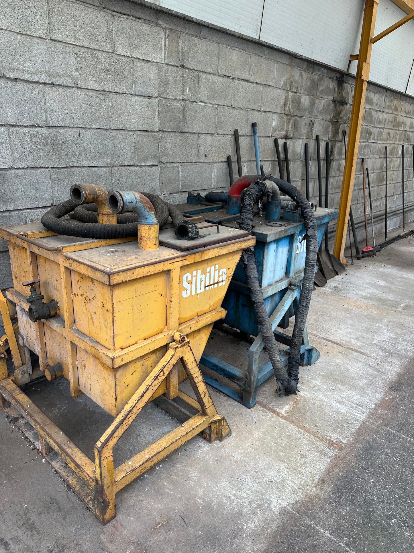 Aspiratori industriali SIBILIA per recupero liquidi da macchine utensili il Metalmeccanico Di M