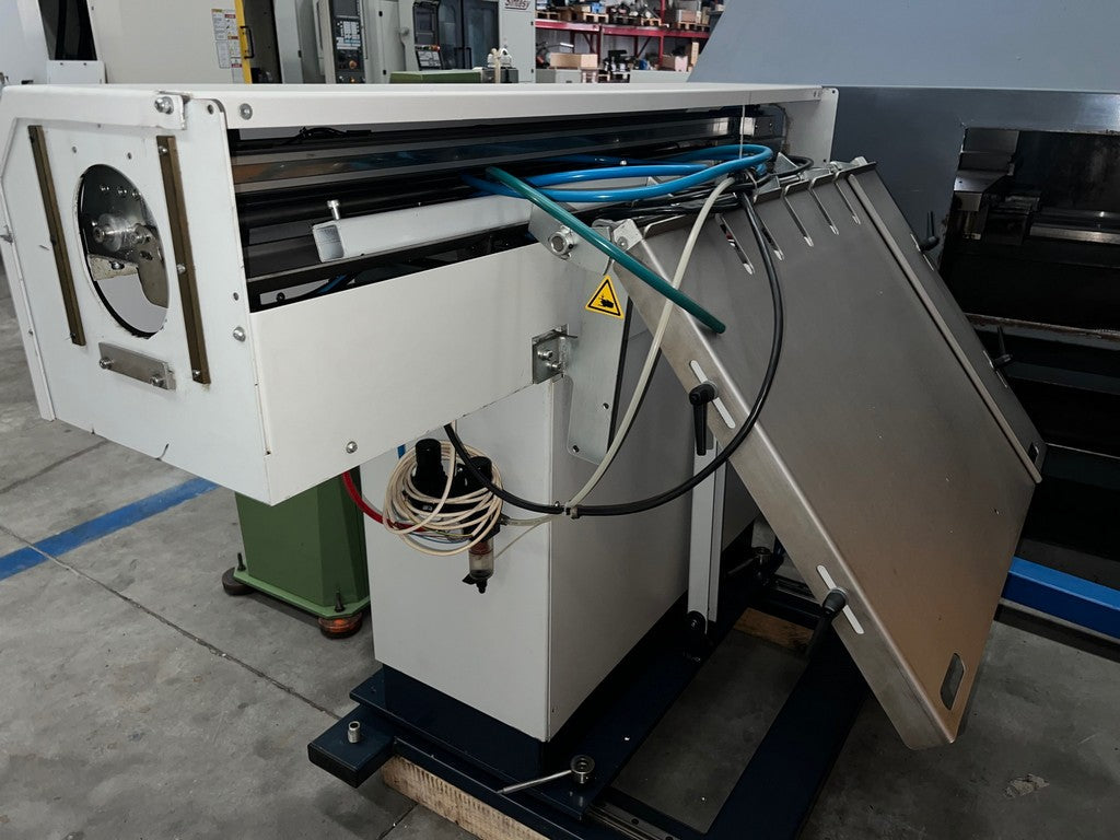 Caricatore automatico di barre BARTEC KFT usato il Metalmeccanico Di M