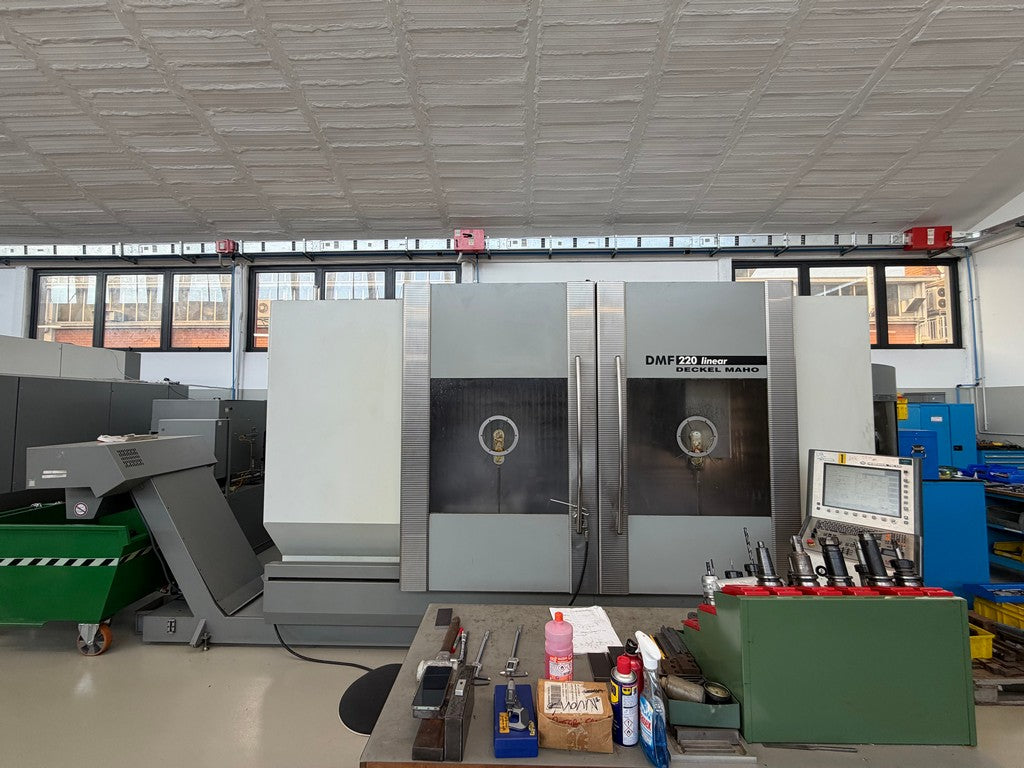 Centro di lavoro 5 assi DMG DMF 220 Linear usato il Metalmeccanico Di M