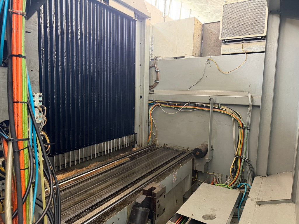Centro di lavoro 5 assi DMG DMF 220 Linear usato il Metalmeccanico Di M