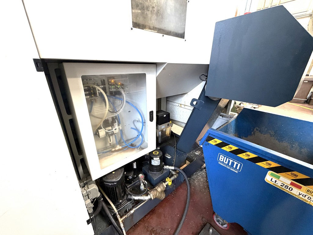 Centro di lavoro 5 assi SPINNER U5 1520 usato il Metalmeccanico Di M