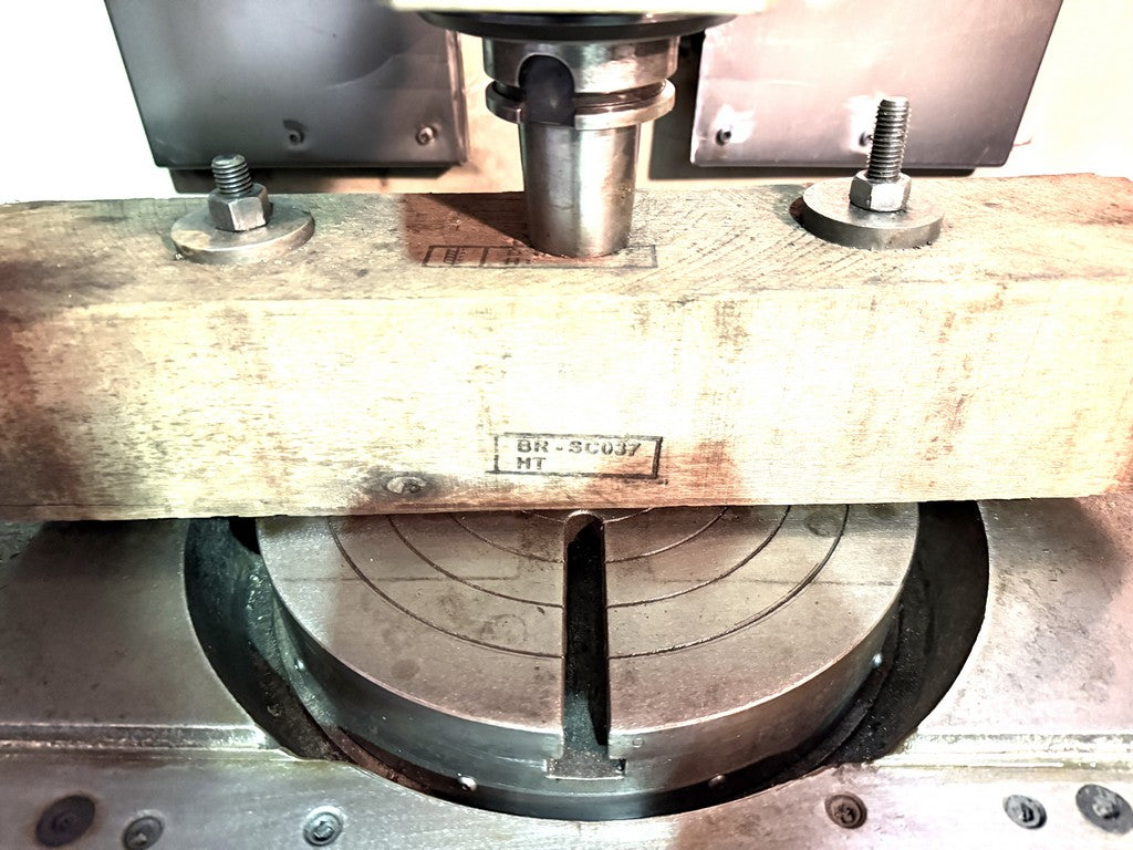 CENTRO DI LAVORO 5 ASSI CONTINUI AD ALTA VELOCITÀ HERMLE C800U USATO il Metalmeccanico Di M