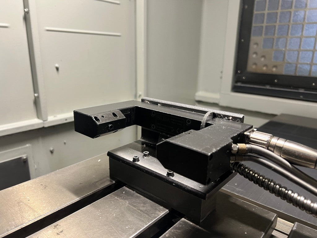 Centro di lavoro verticale MAXIMART Q-13 usato il Metalmeccanico Di M