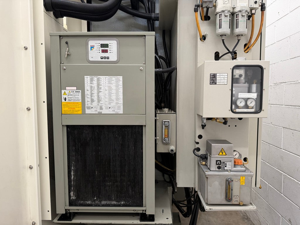 Centro di lavoro verticale VICTOR A110 usato il Metalmeccanico Di M