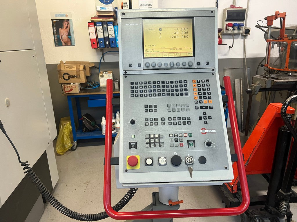 Centro di lavoro verticale ad alta velocità HERMLE C800V usato il Metalmeccanico Di M