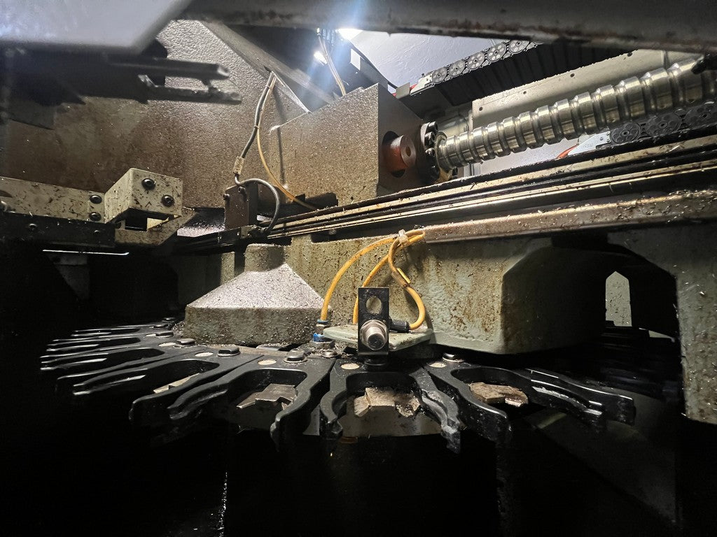 Centro di lavoro verticale ad alta velocità HERMLE C800V usato il Metalmeccanico Di M