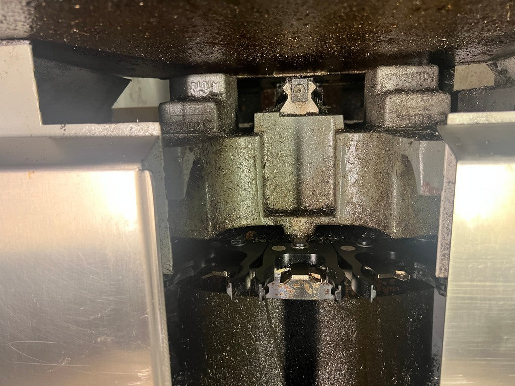 Centro di lavoro verticale ad alta velocità HERMLE C800V usato il Metalmeccanico Di M