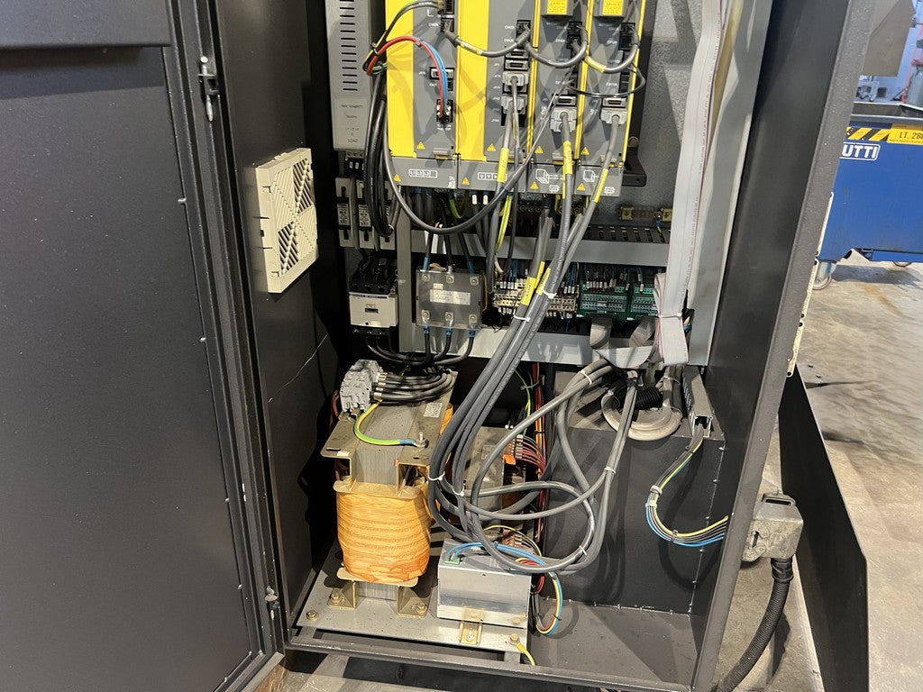 Centro di lavoro verticale pendolare EIKON MV2 il Metalmeccanico Di M
