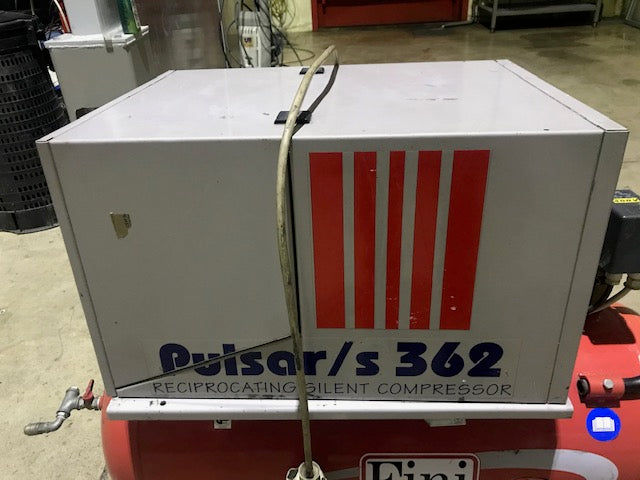 Compressore silenzioso professionale FINI PULSAR S 362T 100 usato