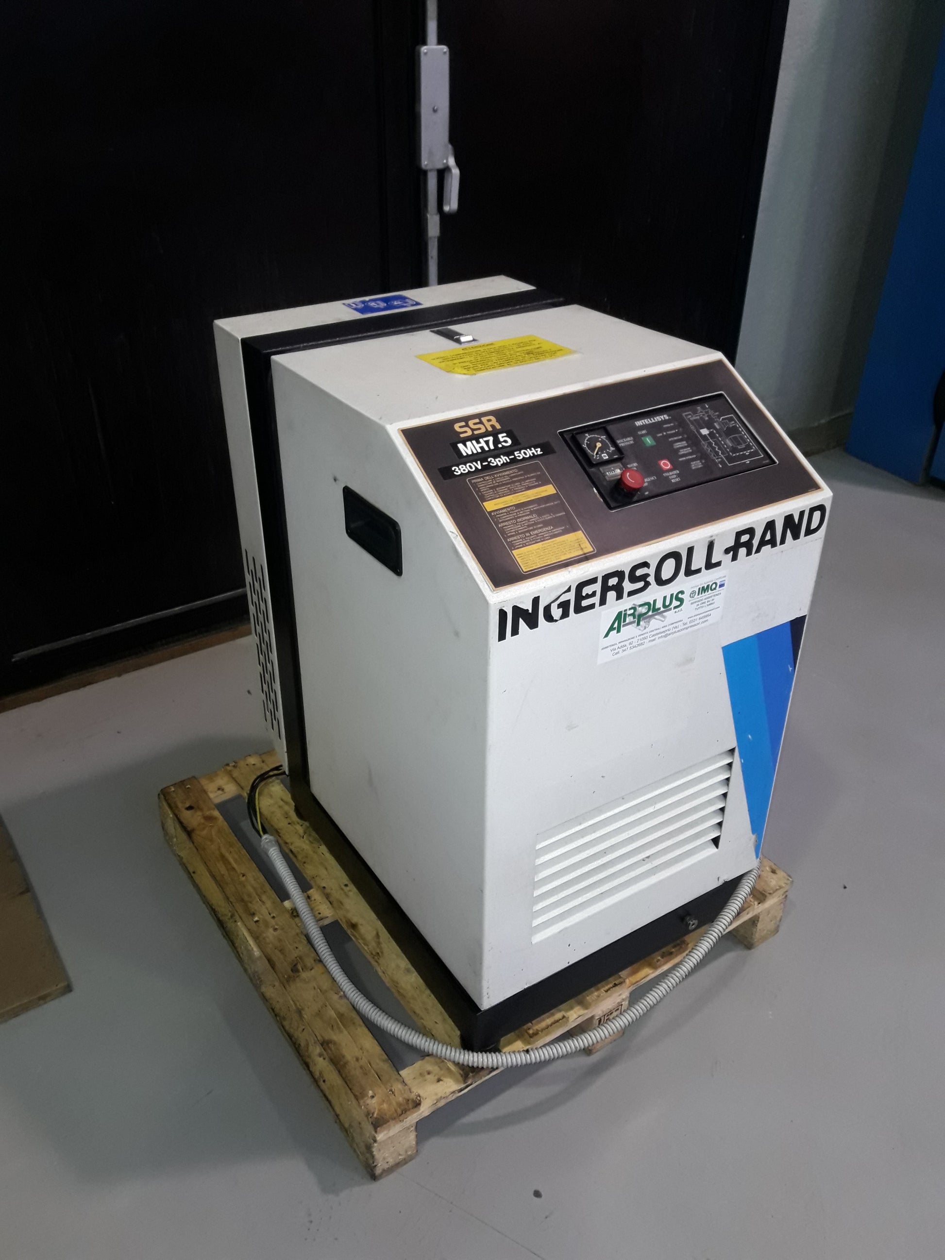 INGERSOLL RAND MH7,5 – Compressore a vite 7,5 kW (10 HP) – 10 bar – 1000 l/min – USATO REVISIONATO (0 ore) + GARANZIA il Metalmeccanico Di M