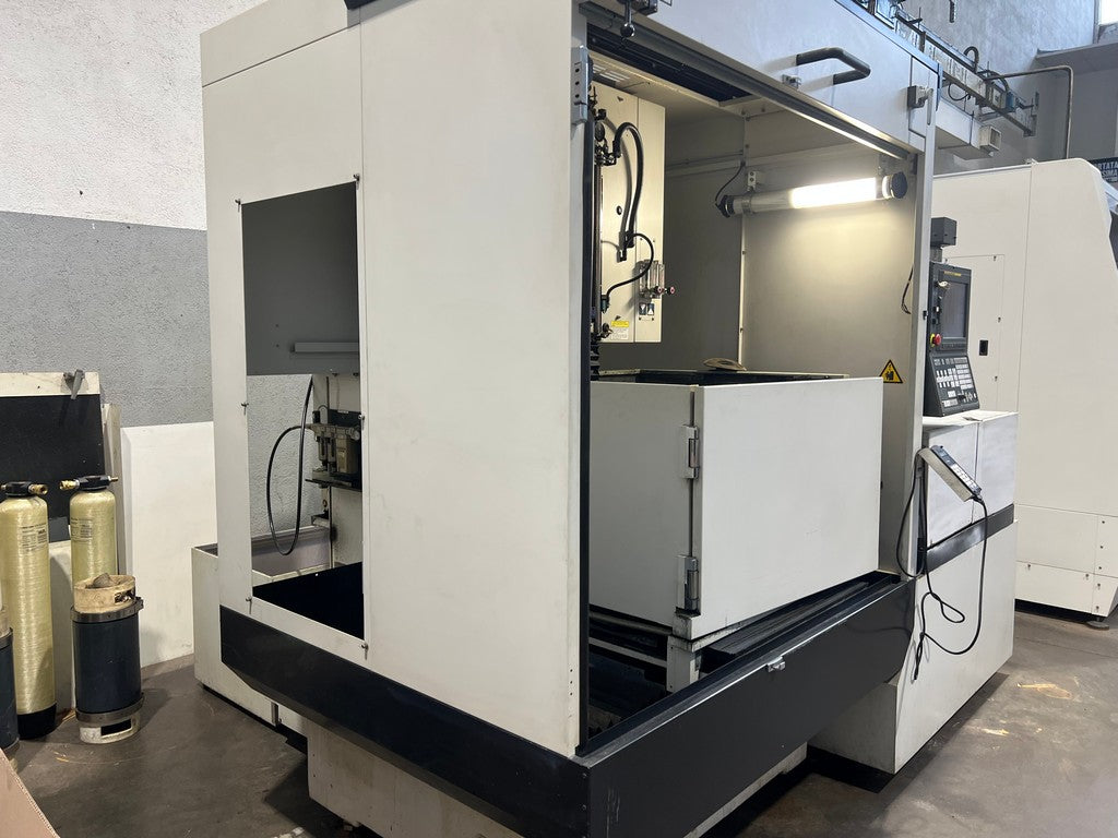 Elettroerosione a filo FANUC ALFA 1-iC usata il Metalmeccanico Di M