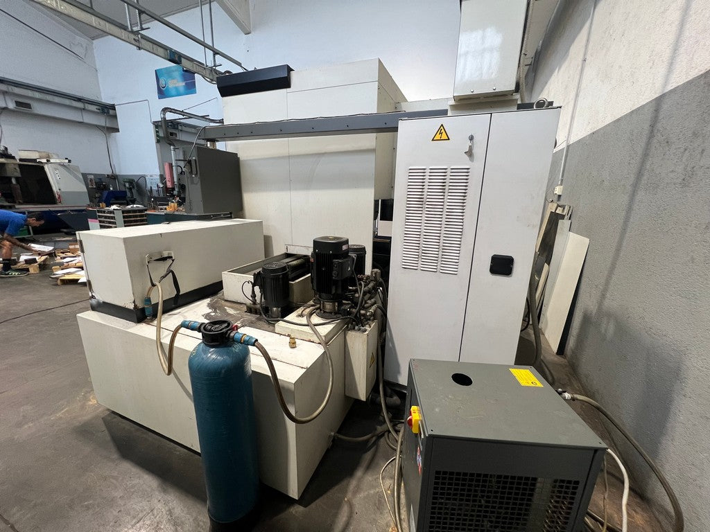 Elettroerosione a filo FANUC ALFA 1-iC usata il Metalmeccanico Di M