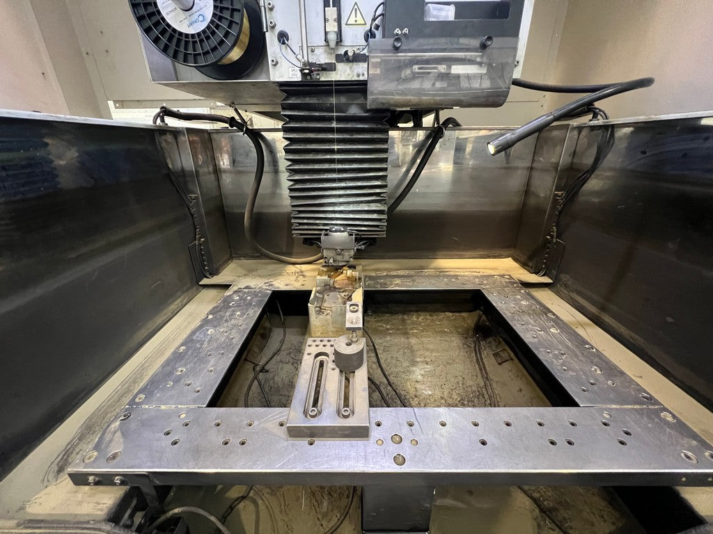 Elettroerosione a filo FANUC mod. ALFA 1-iD usata