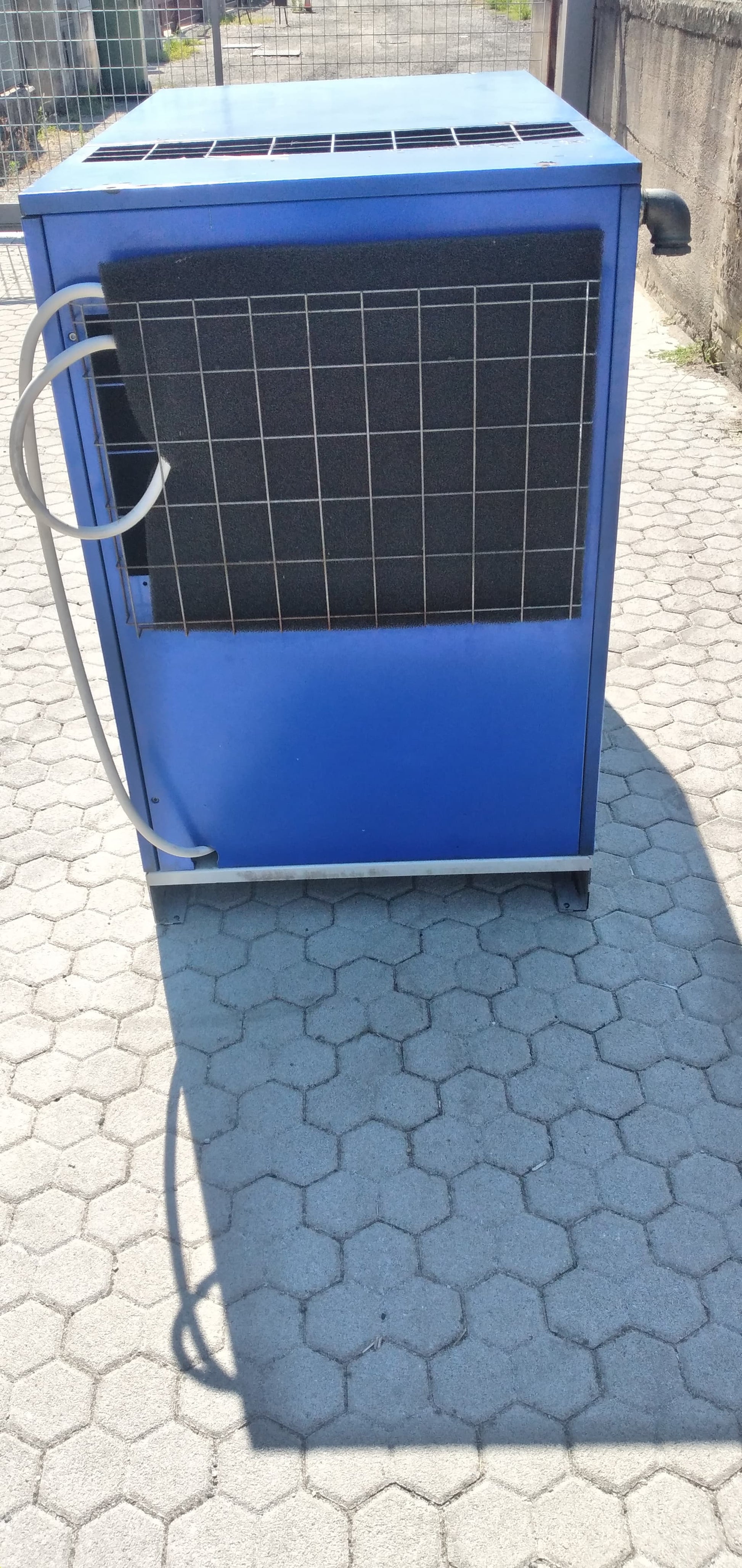 CECCATO CSB 20 (2005) – Compressore a vite 15 kW (20 HP) – 10 bar – 2200 l/min – USATO REVISIONATO (0 ore) – Garanzia 6 mesi il Metalmeccanico Di M