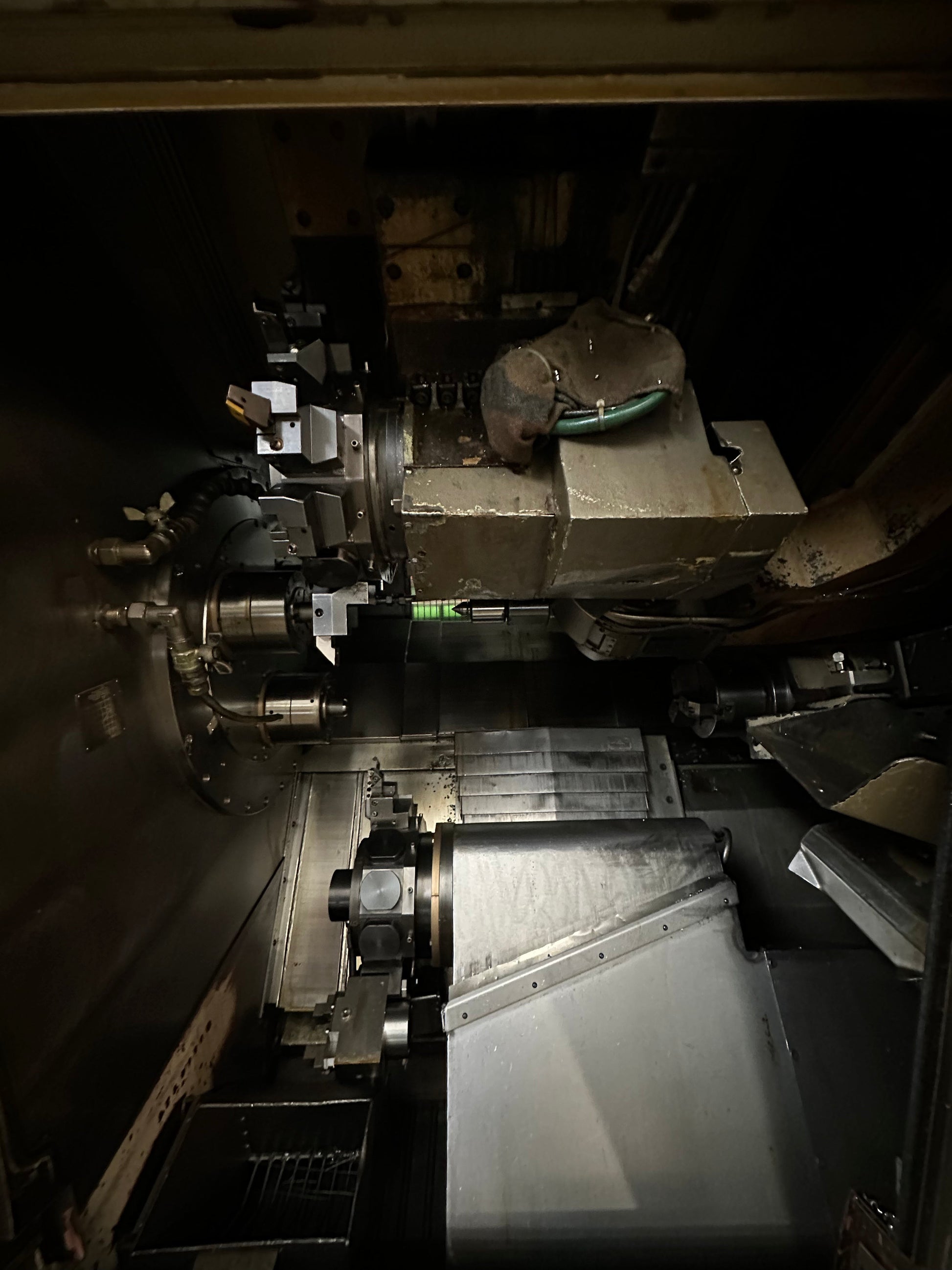 Tornio CNC Gildemeister GM 67 a 3 mandrini con caricatore IEMCA PRA 100/32 il Metalmeccanico Di M
