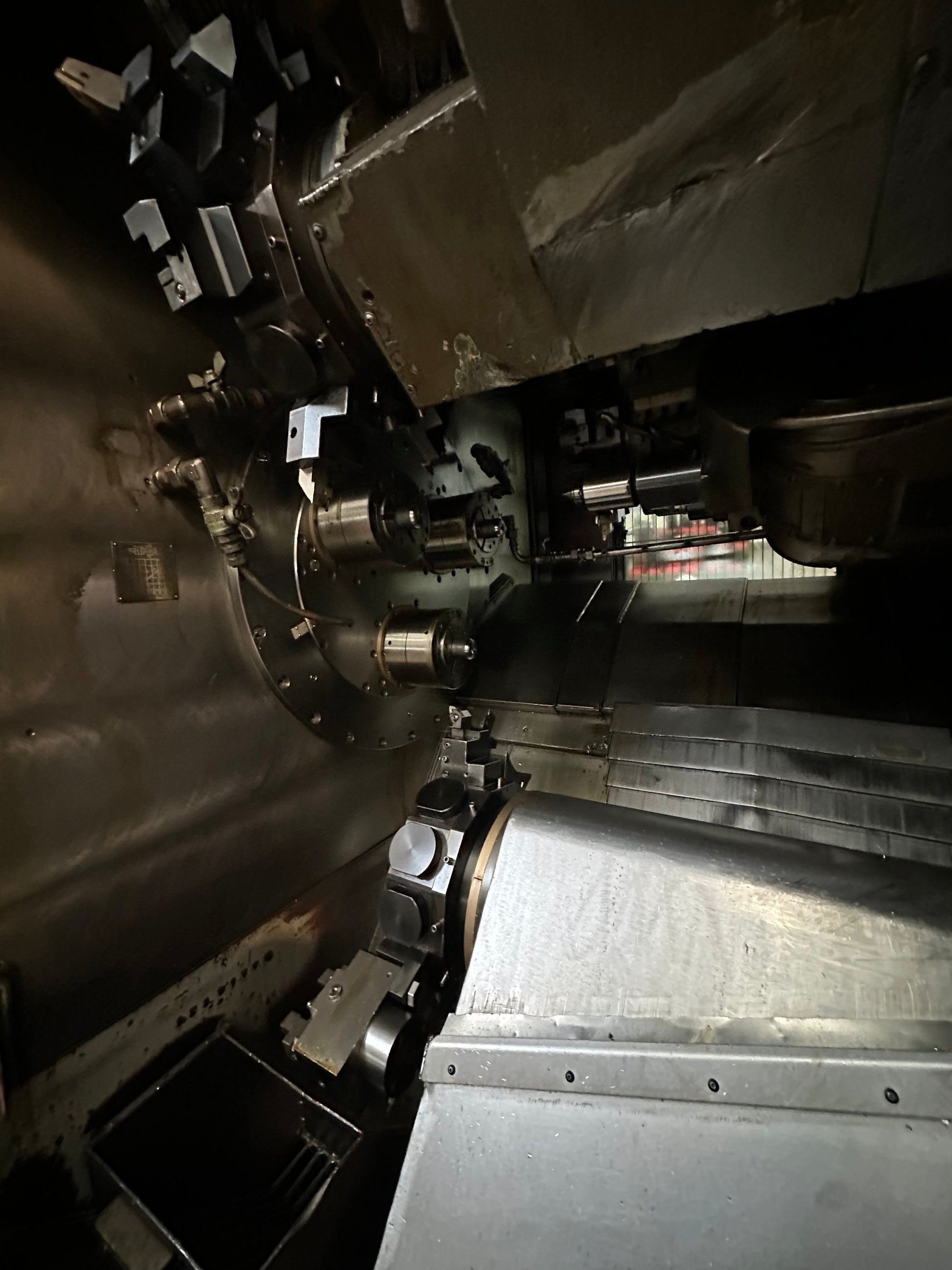 Tornio CNC Gildemeister GM 67 a 3 mandrini con caricatore IEMCA PRA 100/32 il Metalmeccanico Di M