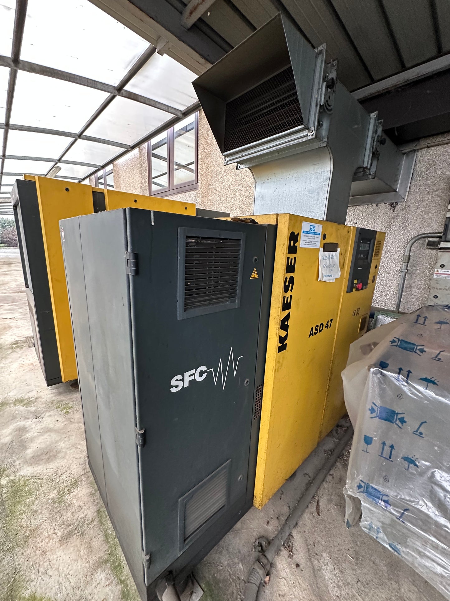 Compressore a vite KAESER ASD 47 SFC Usato