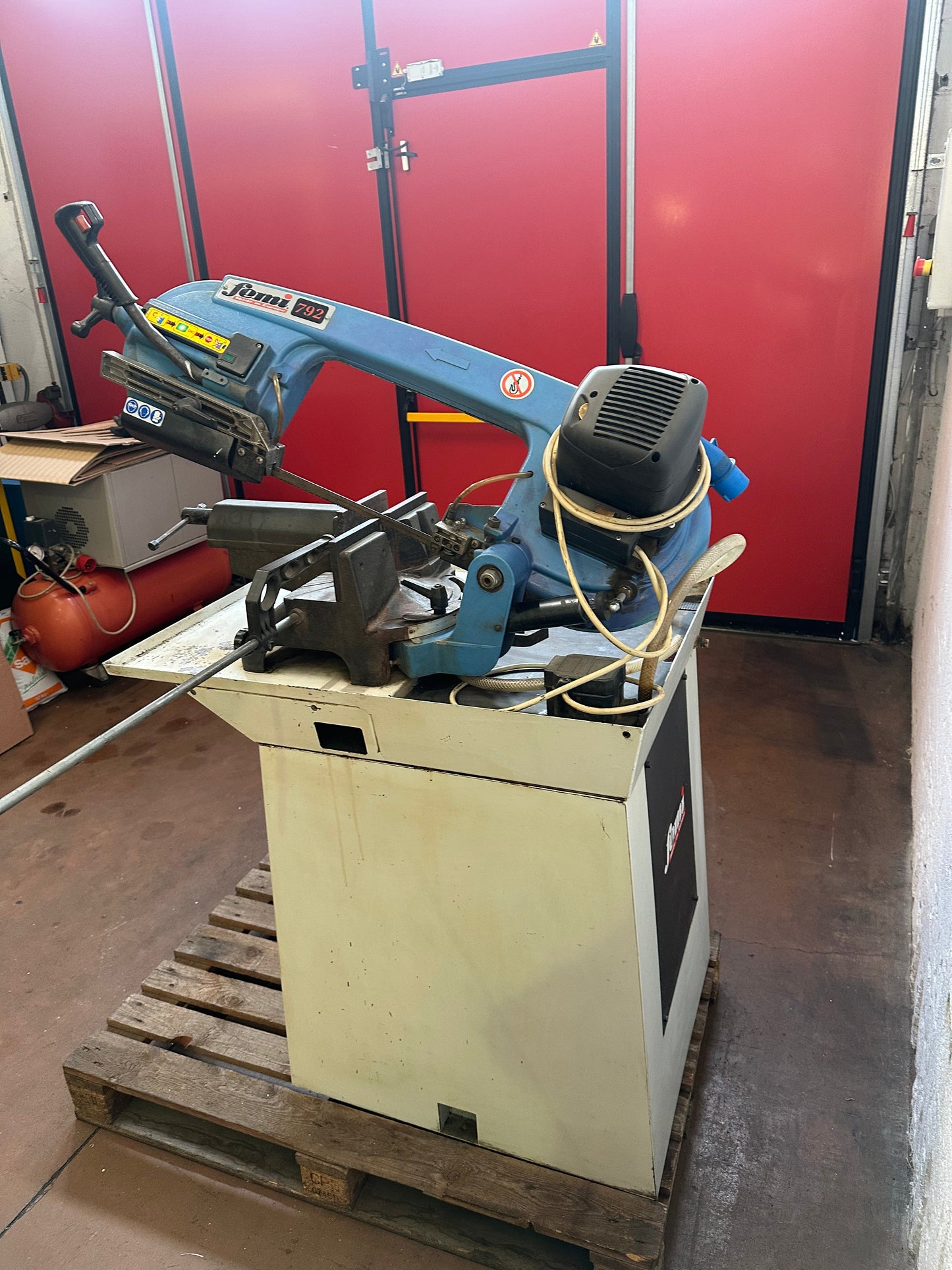 Segatrice a nastro FEMI 792 – 220V usata il Metalmeccanico Di M
