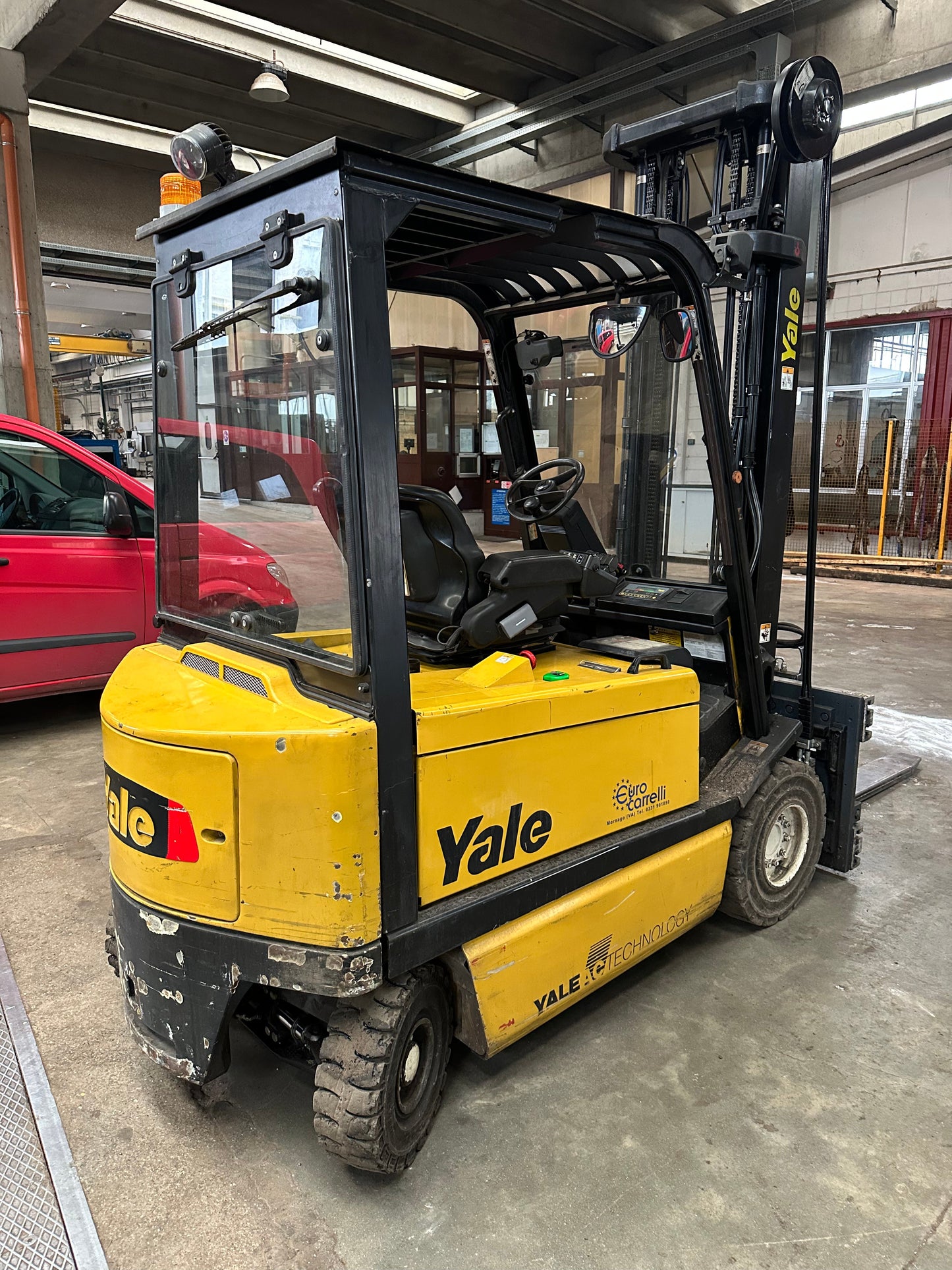 Muletto / Carrello elevatore elettrico YALE ERP30ALF usato – portata 3000 kg – alzata 4.100 mm il Metalmeccanico Di M