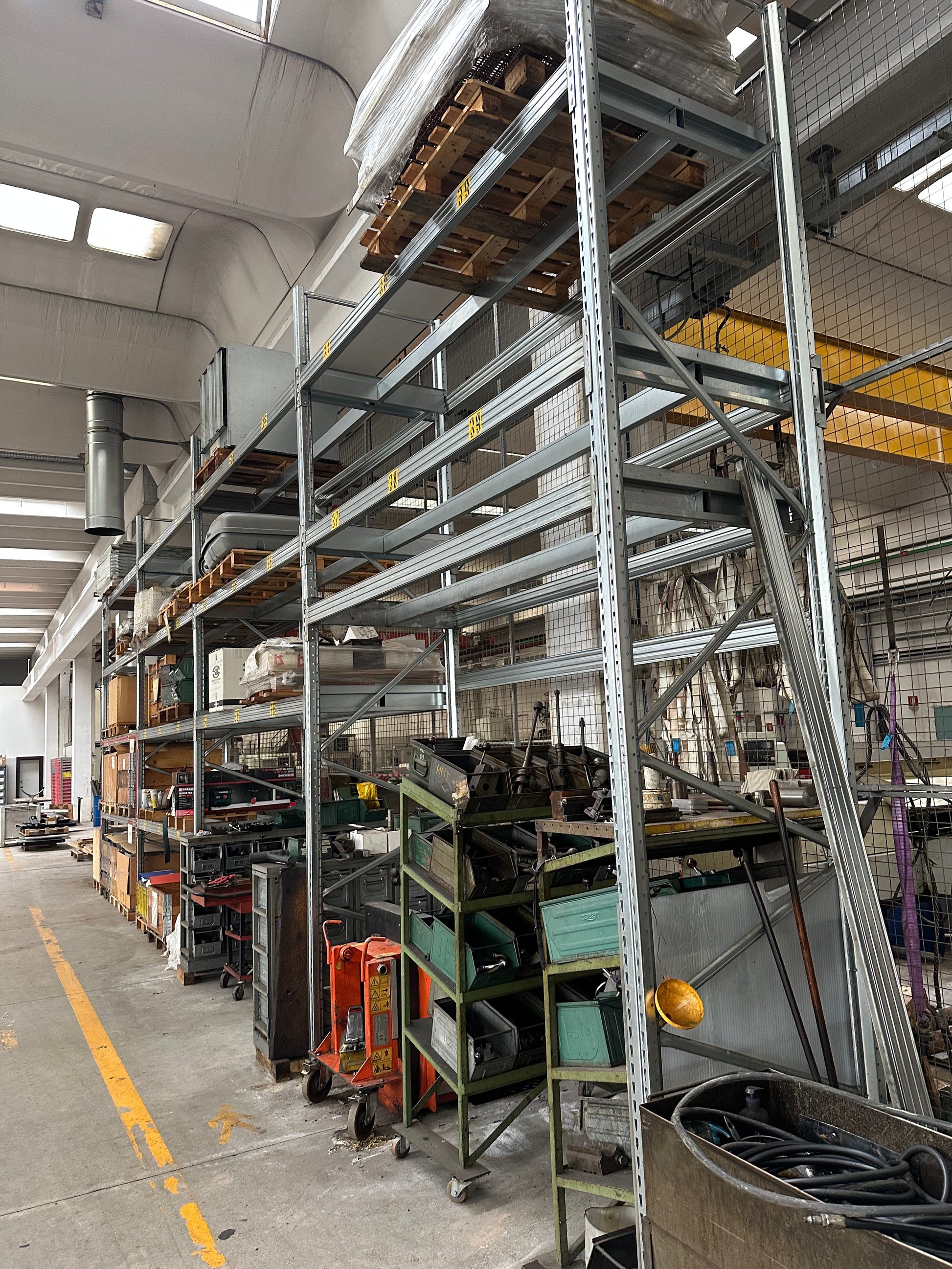 Scaffalature industriali portapallet magazzino alta portata il Metalmeccanico Di M