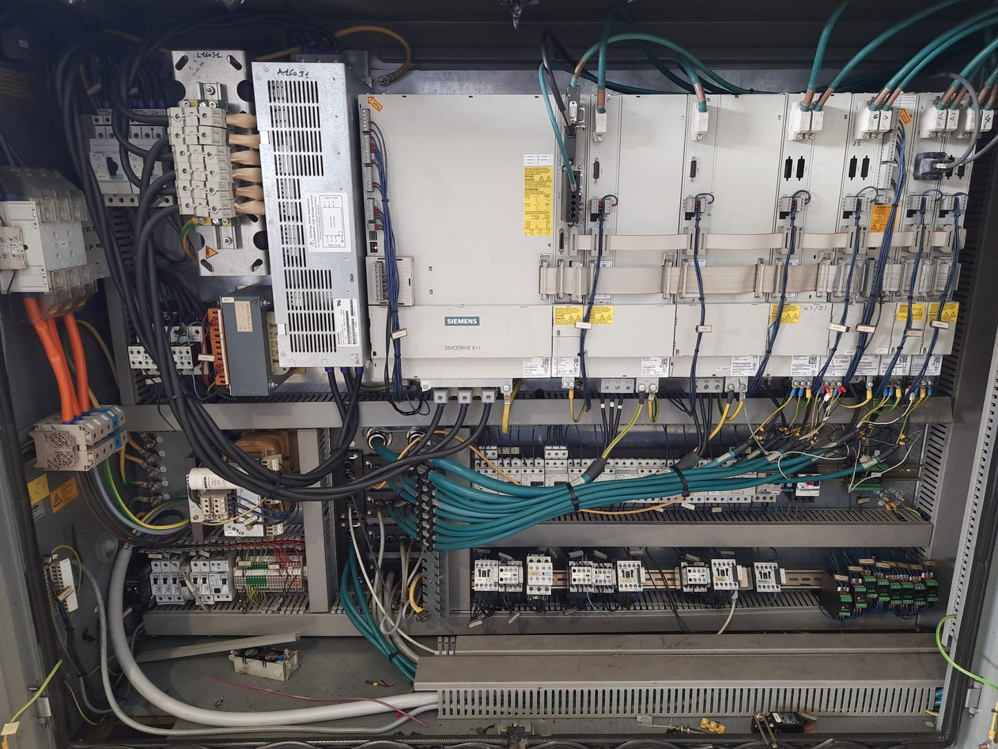 Tornio CNC bimandrino GILDEMEISTER MF Twin 65 usato con caricatore IEMCA il Metalmeccanico Di M