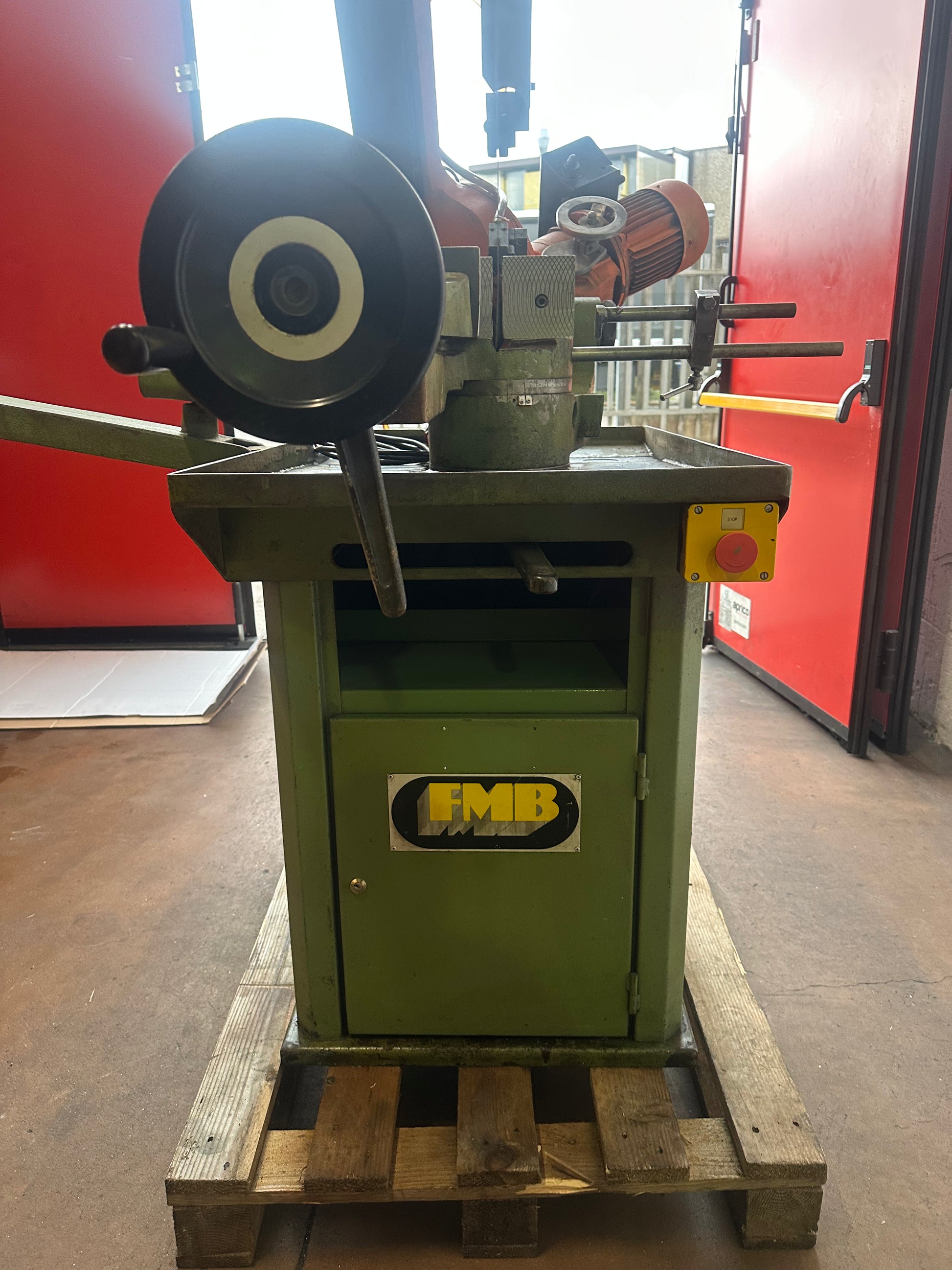 Segatrice a nastro FMB – 380V usata il Metalmeccanico Di M