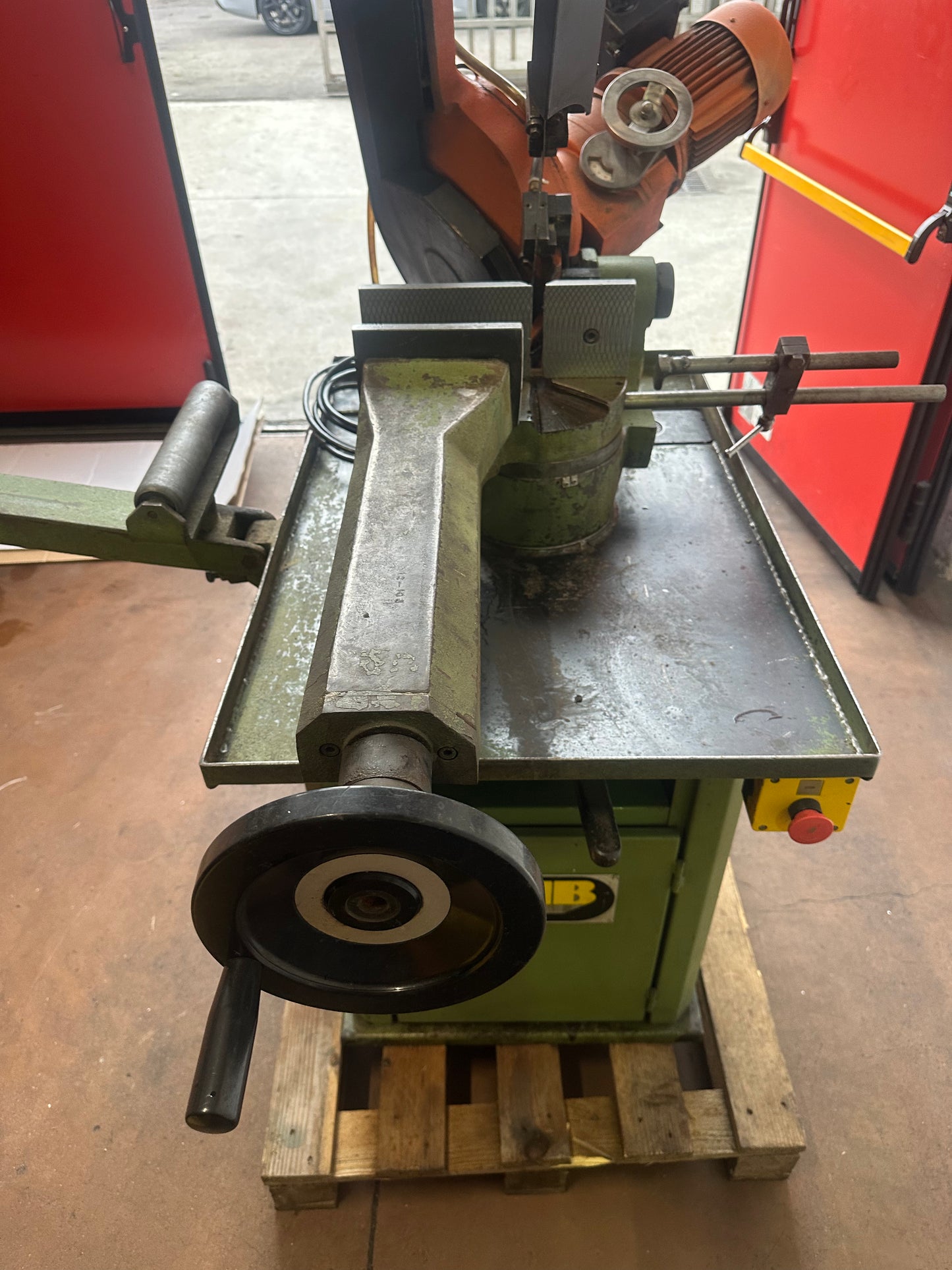 Segatrice a nastro FMB – 380V usata il Metalmeccanico Di M