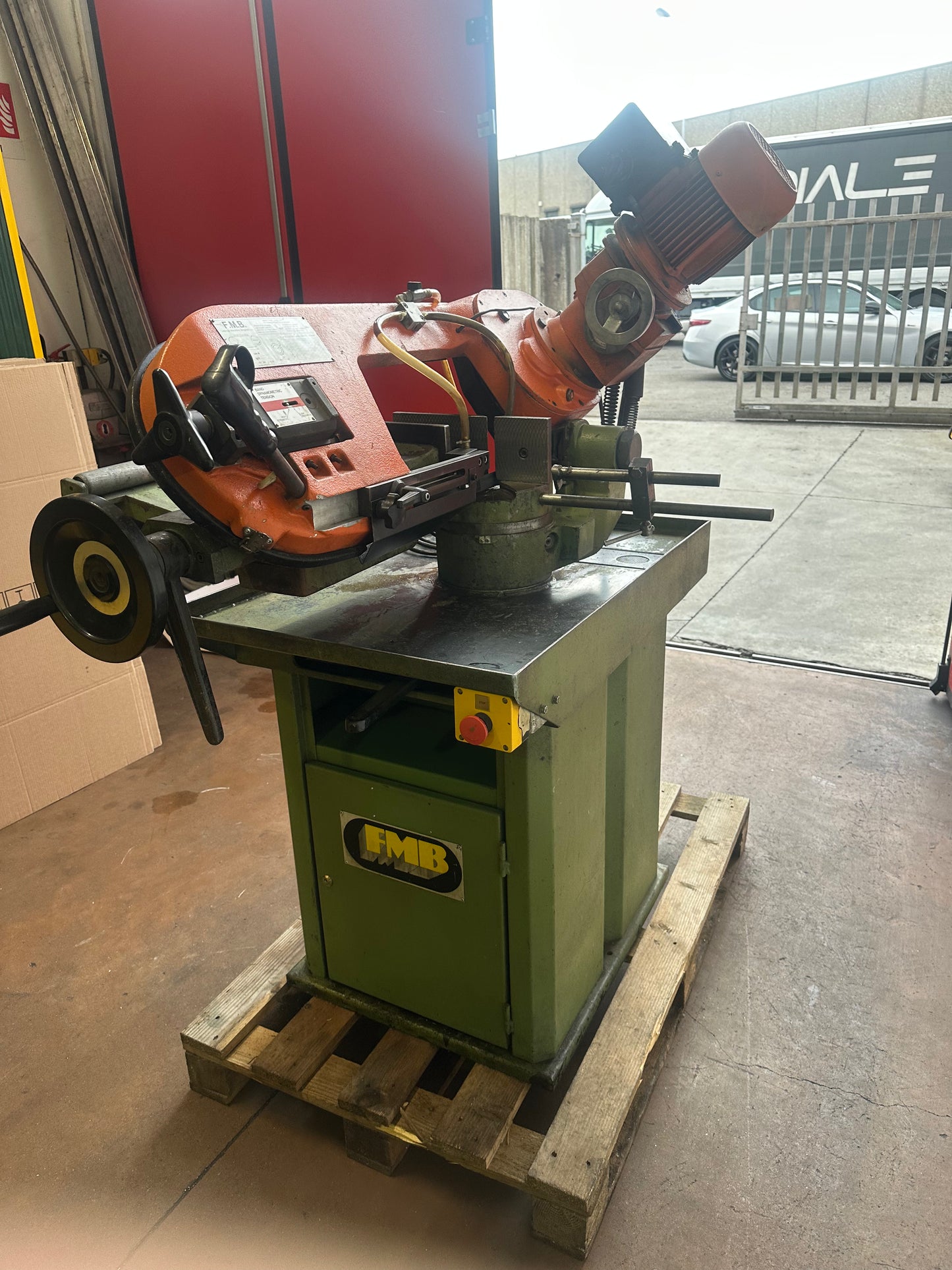 Segatrice a nastro FMB – 380V usata il Metalmeccanico Di M