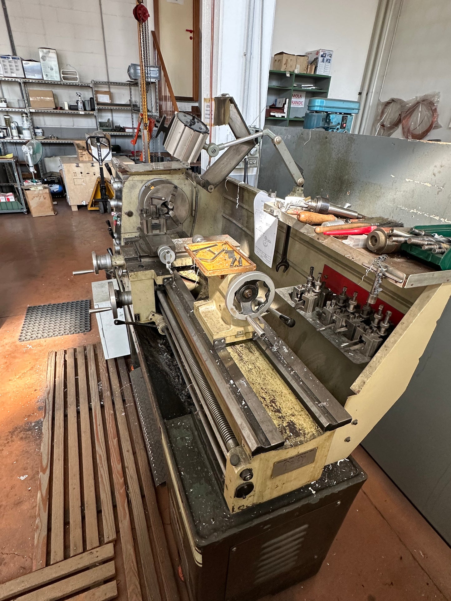 Tornio tradizionale parallelo Microcut 1340 usato con contropunta e accessori il Metalmeccanico Di M