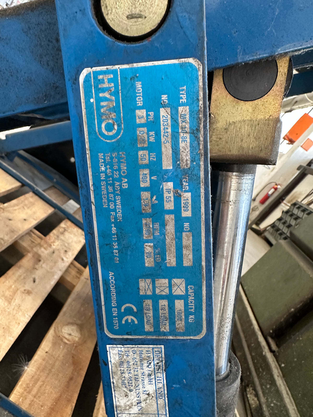 Piattaforma elevatrice elettroidraulica a pantografo HYMO MX 10-8E – portata 1.000 kg il Metalmeccanico Di M