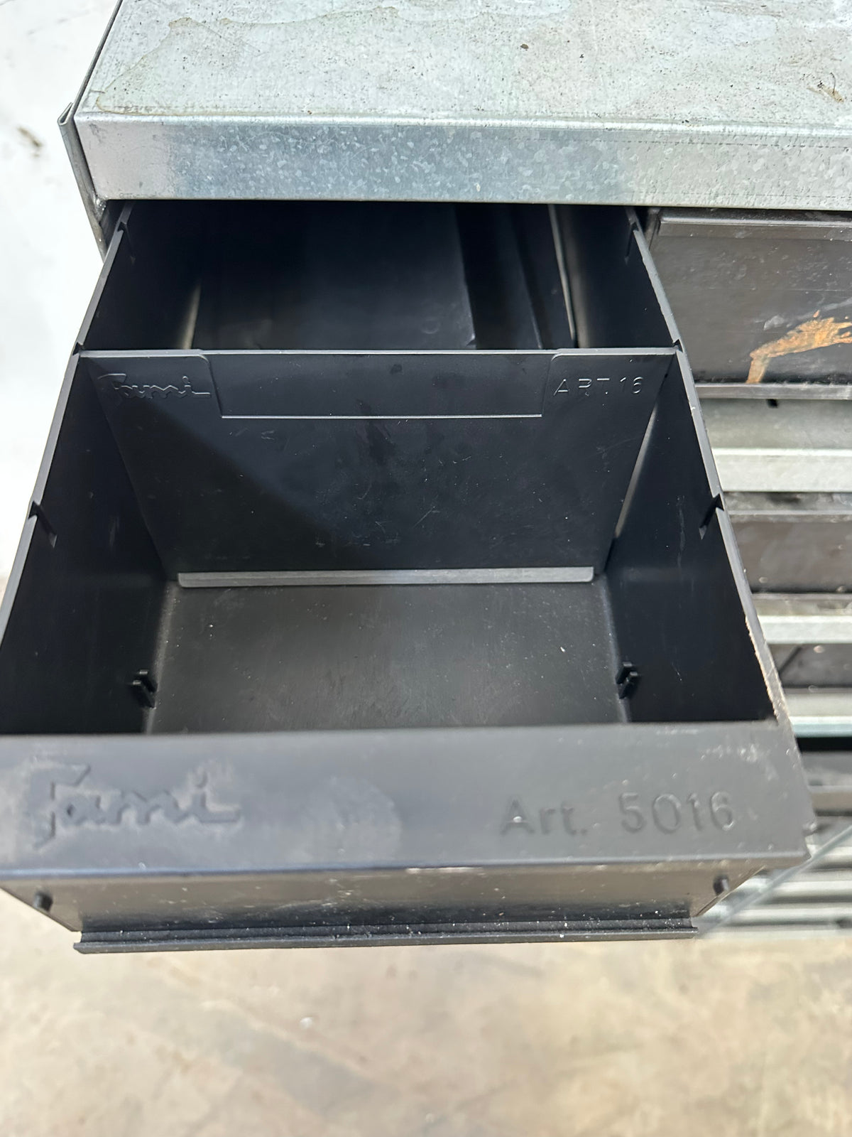 Cassettiera portaminuteria industriale Fami a 2 moduli con cassetti estraibili – usata il Metalmeccanico Di M