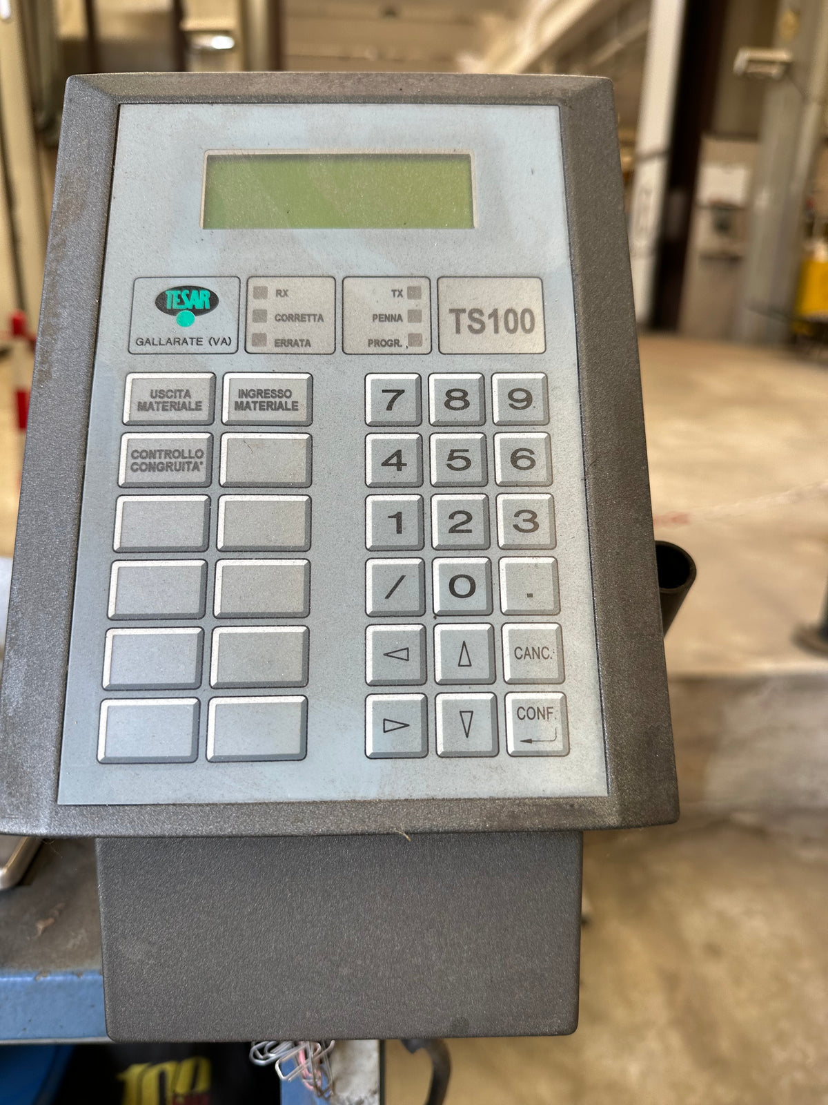 Bilancia contapezzi industriale Alpi Sistemi con doppia piattaforma pesa pallet – TESAR TS100 usata il Metalmeccanico Di M