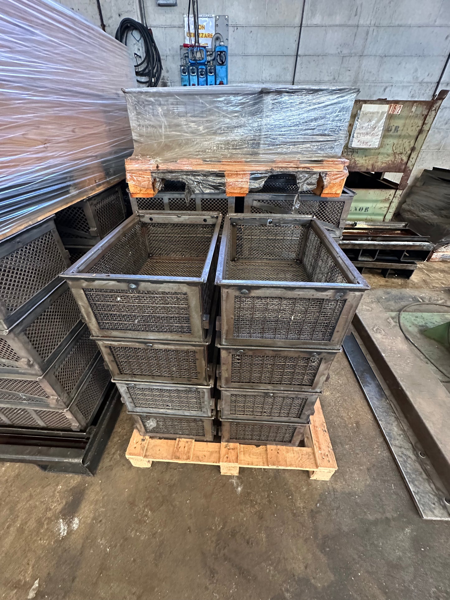 Cestelli Metallici per Lavaggio Industriale e Portapezzi 460×315×195 mm – Usati il Metalmeccanico Di M