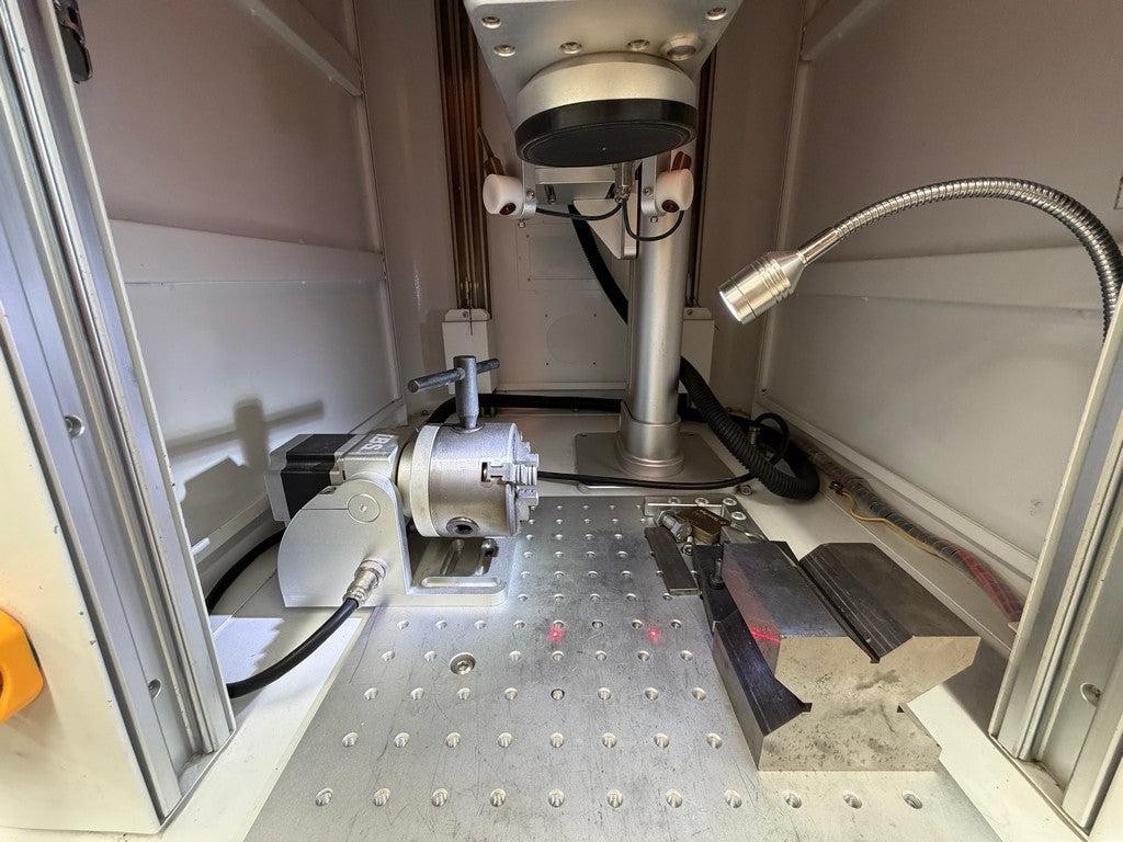 Marcatrice laser HBS GQ 20A con asse rotante usata il Metalmeccanico Di M