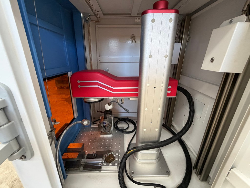 Marcatrice laser HBS GQ 20A con asse rotante usata il Metalmeccanico Di M