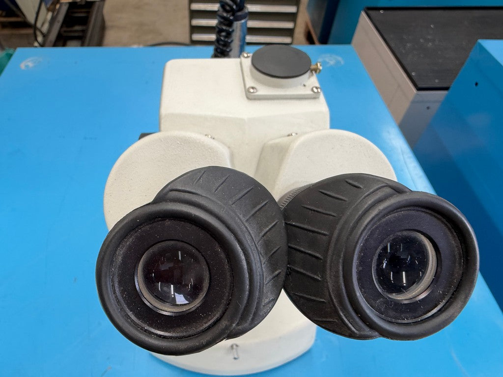 Microscopio stereo zoom MOTIC usato il Metalmeccanico Di M