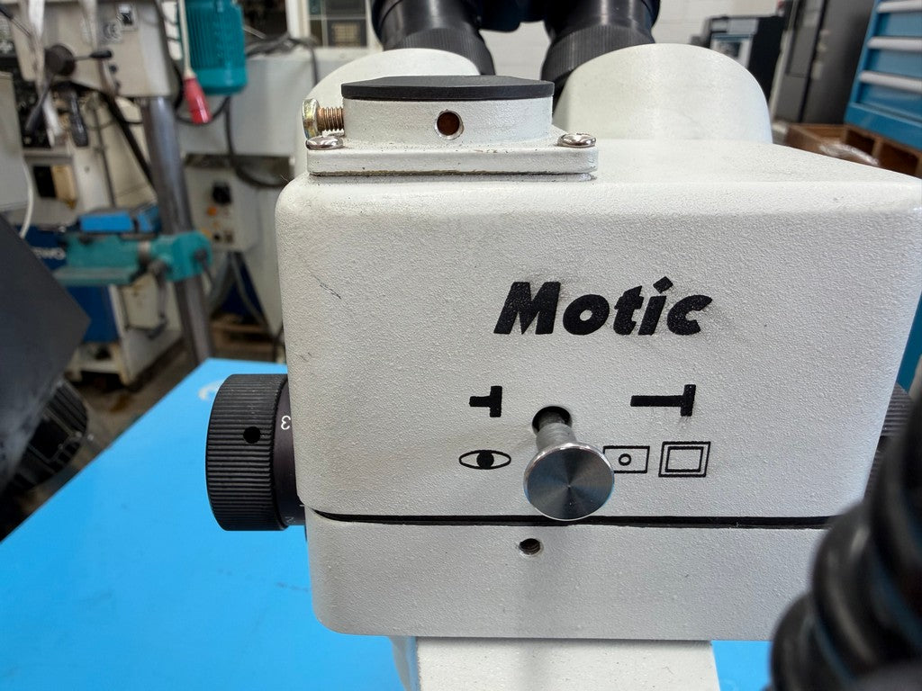 Microscopio stereo zoom MOTIC usato il Metalmeccanico Di M